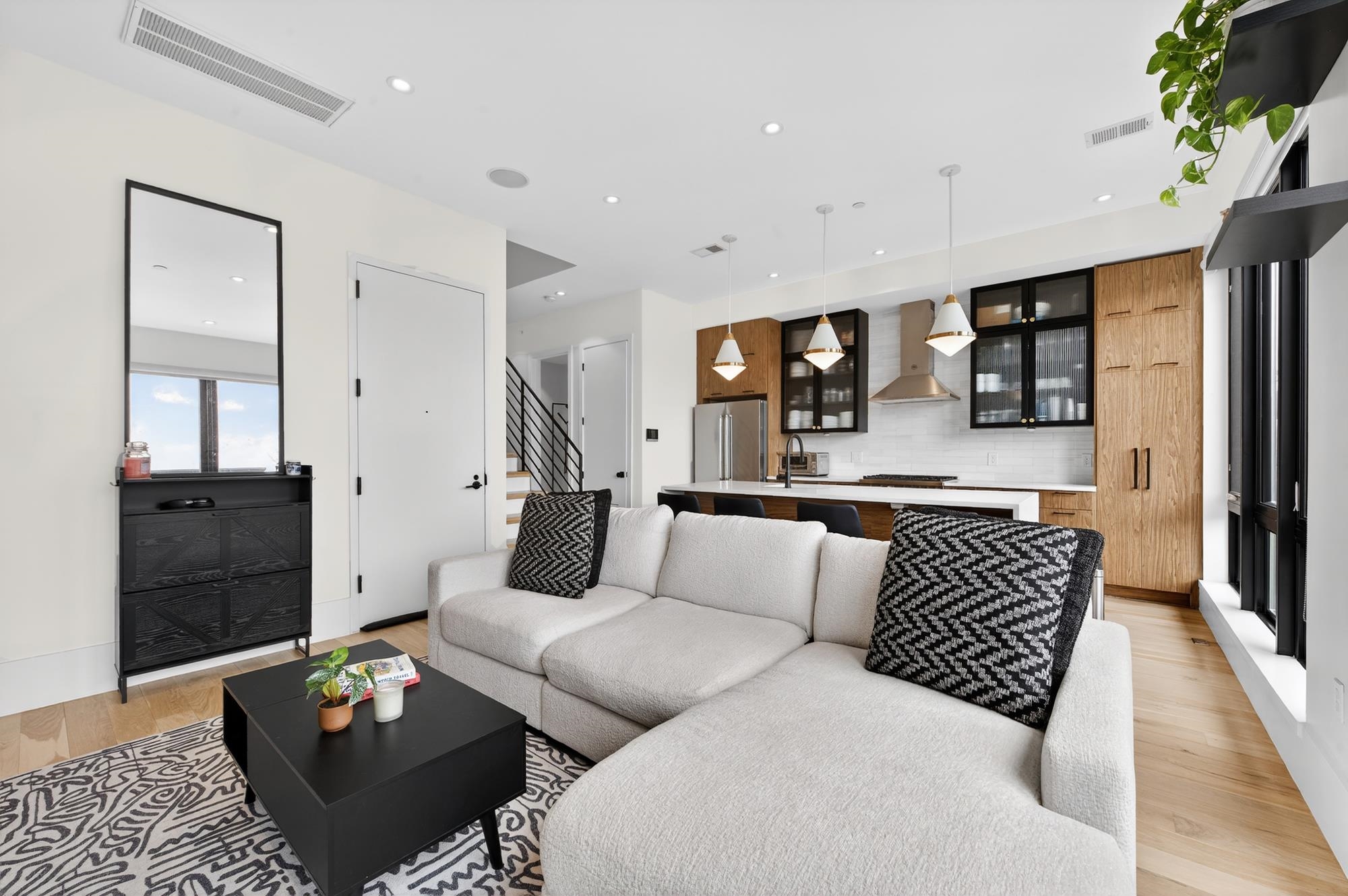 339 PALISADE AVE - Photo 3