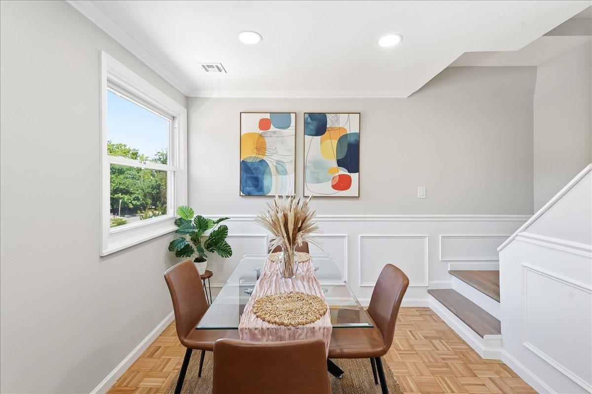 2 LAUREL CT - Photo 2