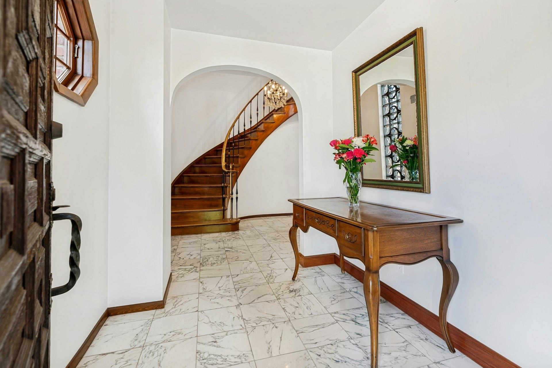 46 AVENUE B - Photo 4