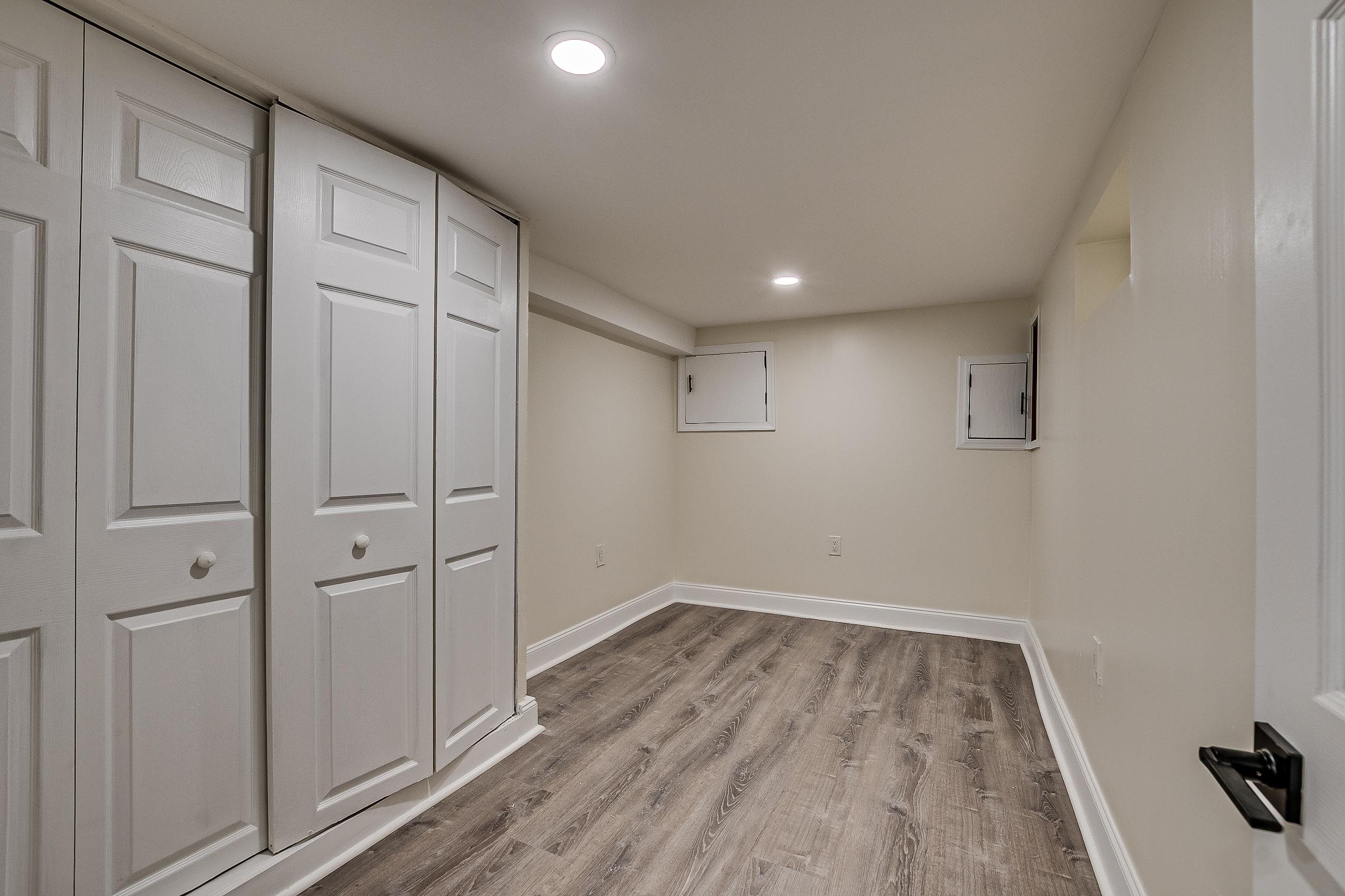 602 AVENUE E - Photo 3