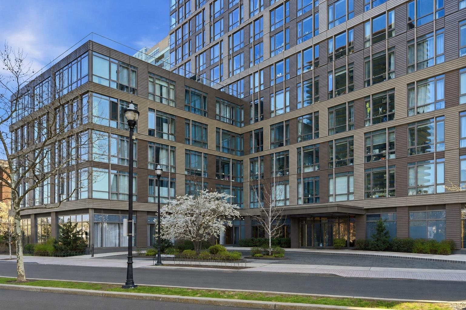 75 PARK LANE SOUTH - Photo 2