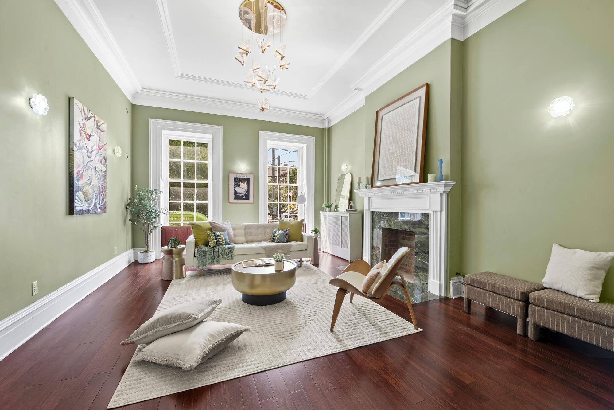 274 BARROW ST - Photo 2