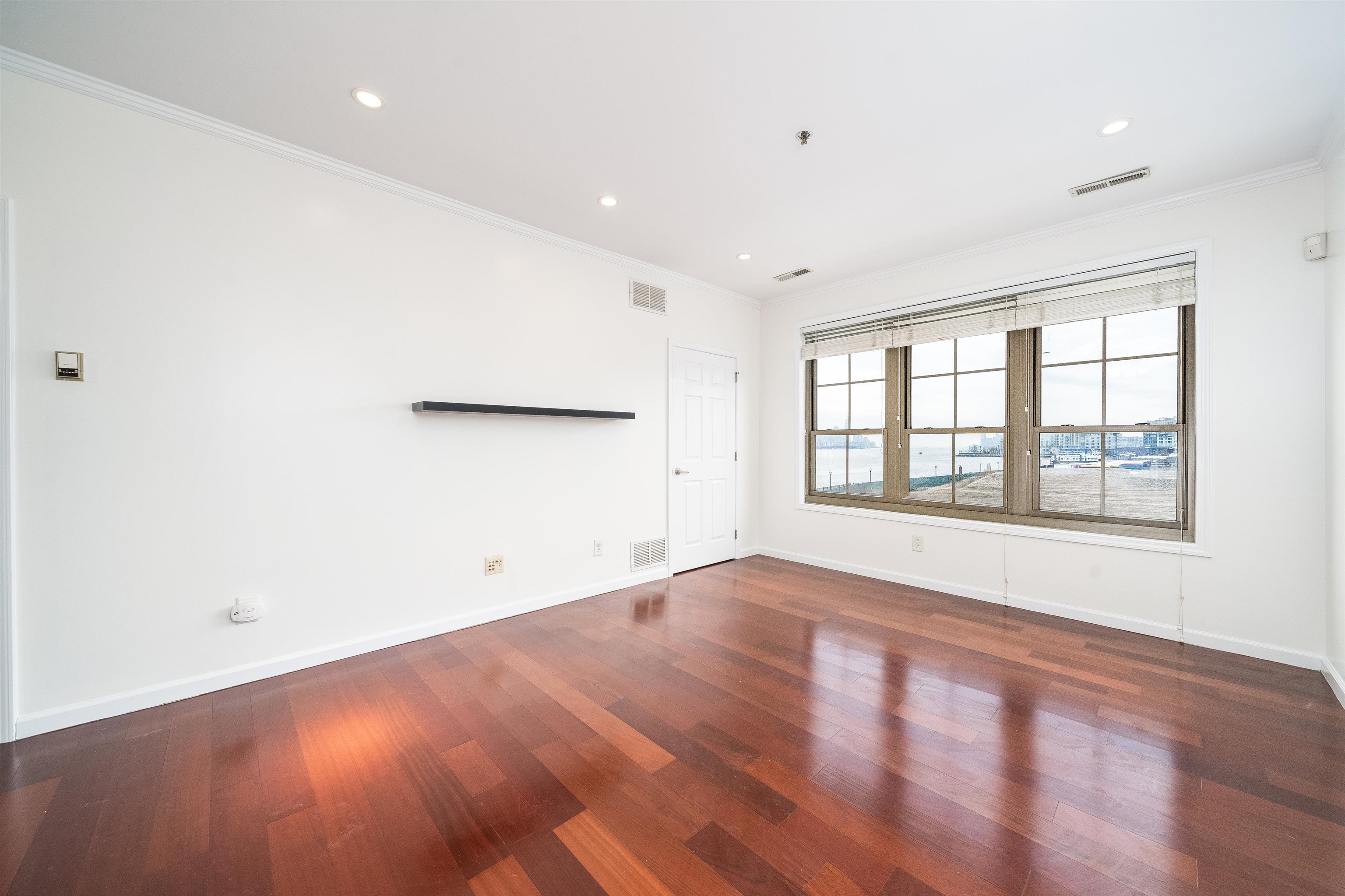 26 AVENUE AT PORT IMPERIAL - Photo 4