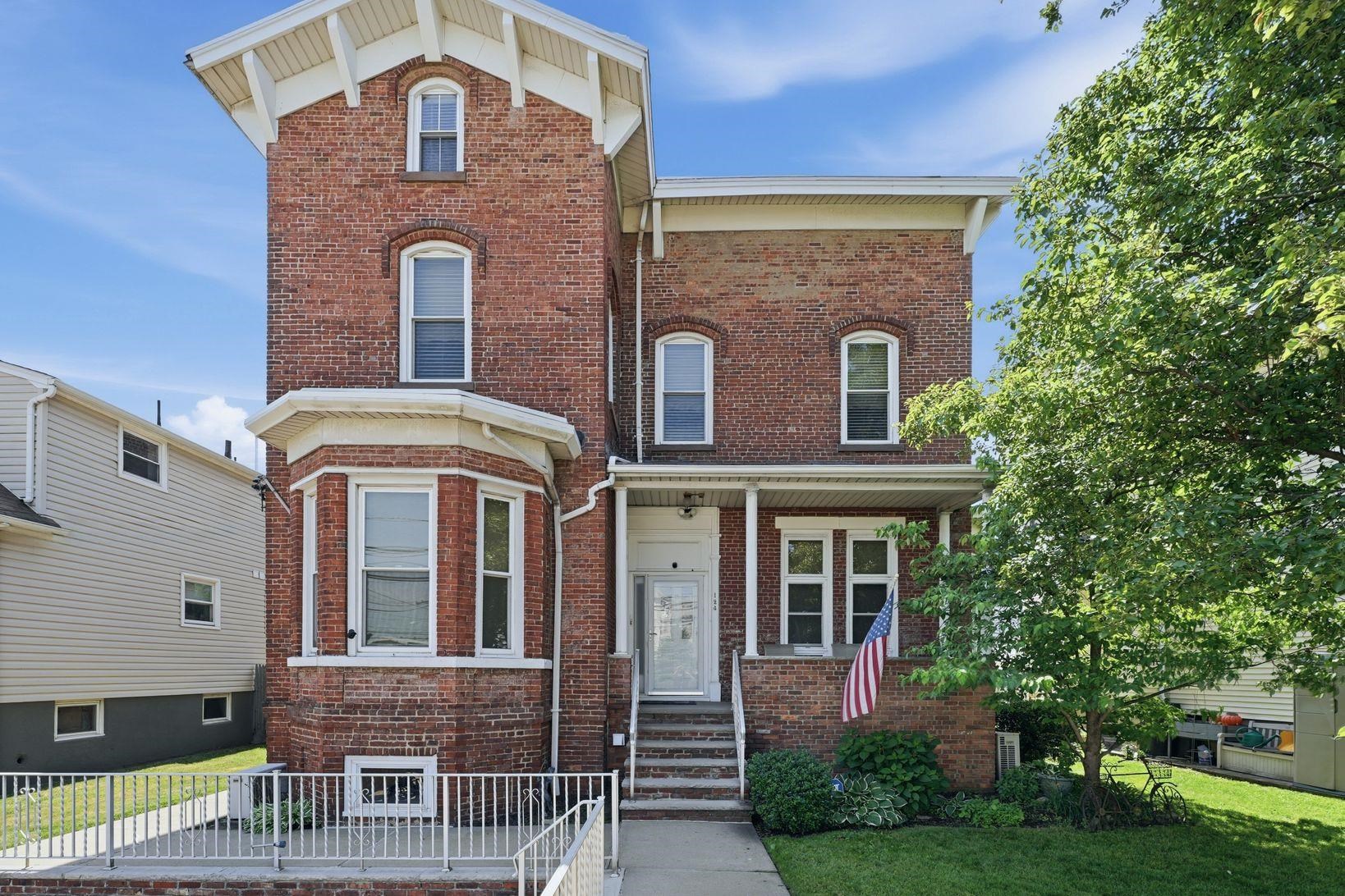 122 AVENUE A - Photo 3
