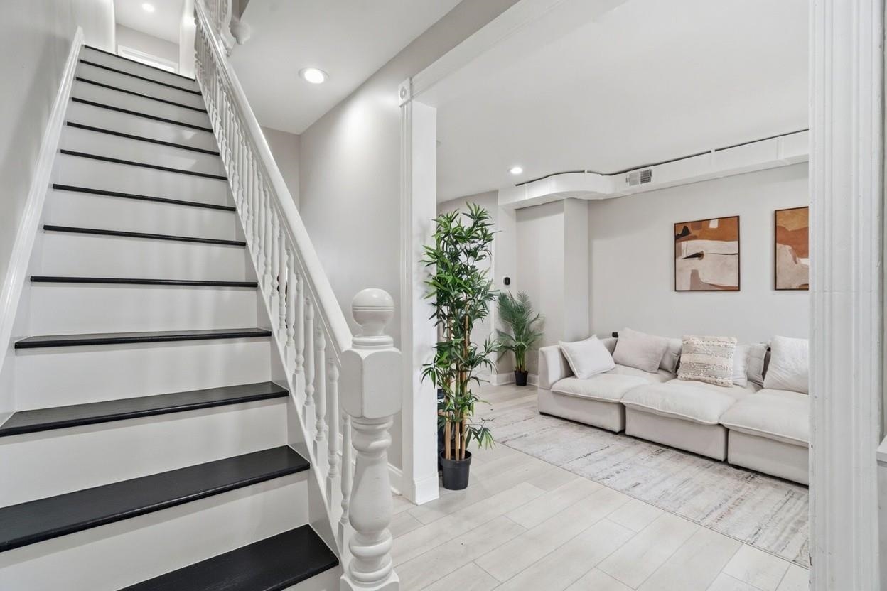87 MADISON AVE - Photo 3