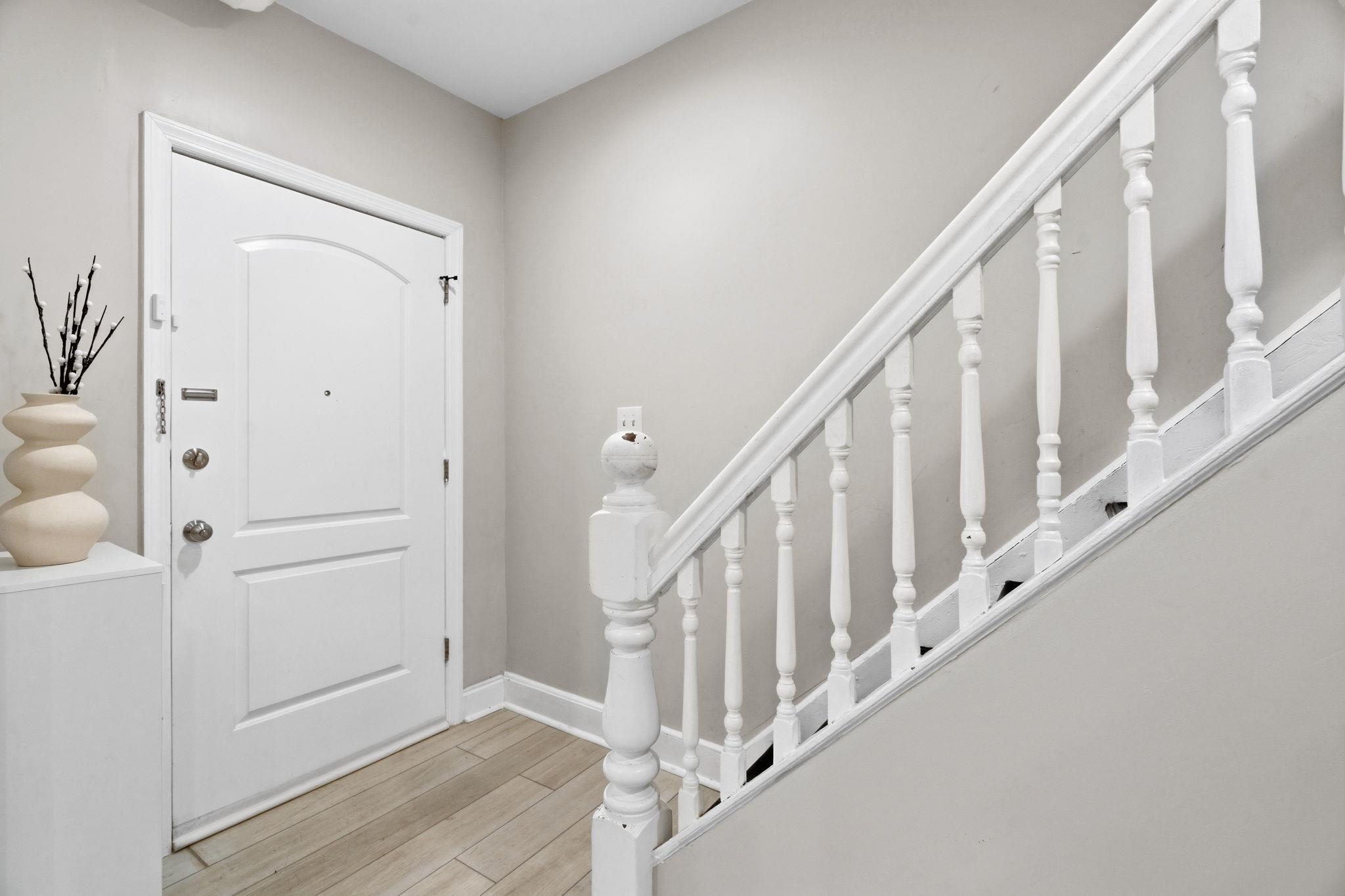87 MADISON AVE - Photo 4