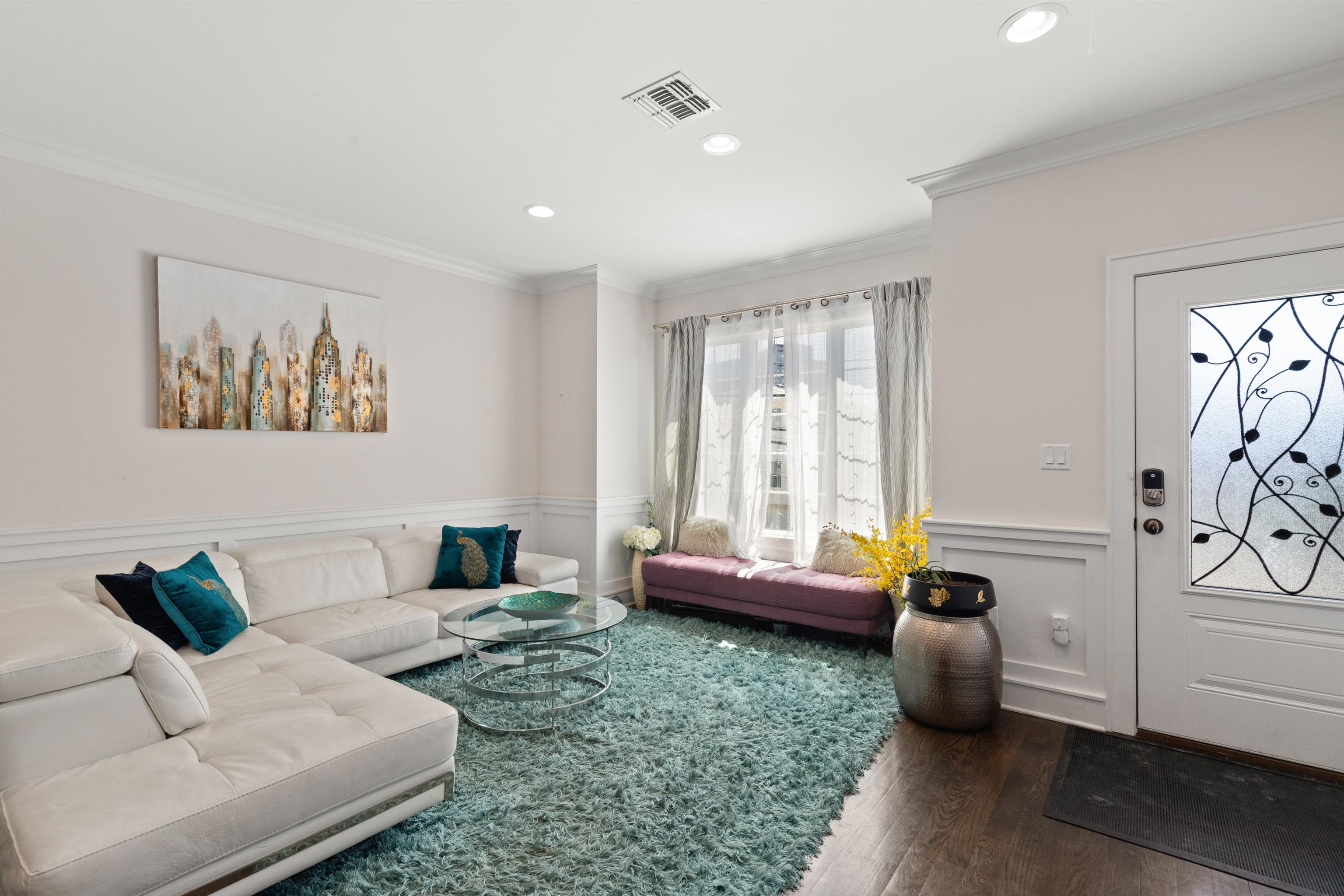 1627 JOHN ST - Photo 4