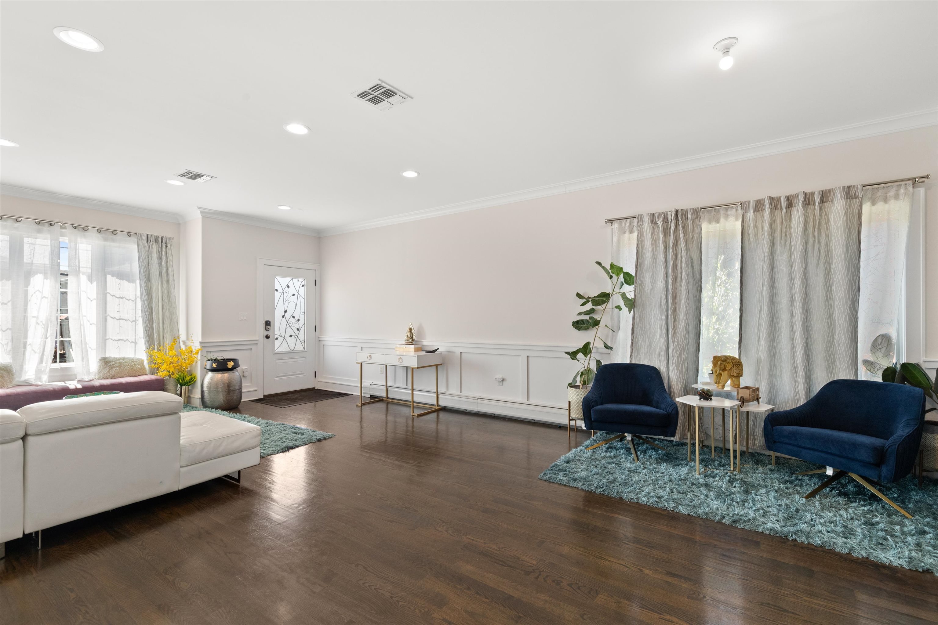 1627 JOHN ST - Photo 5