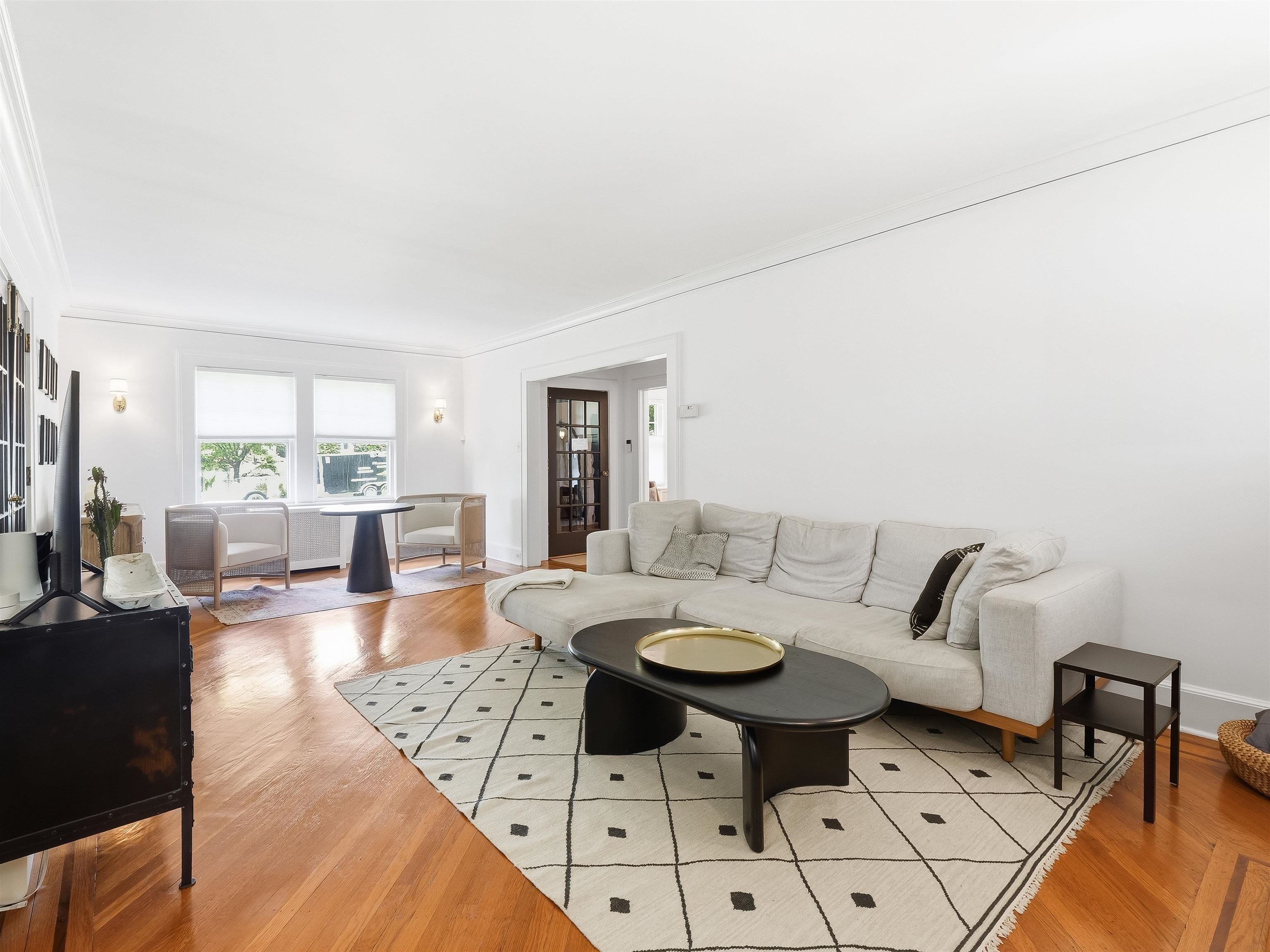 42 COURTER AVE - Photo 5