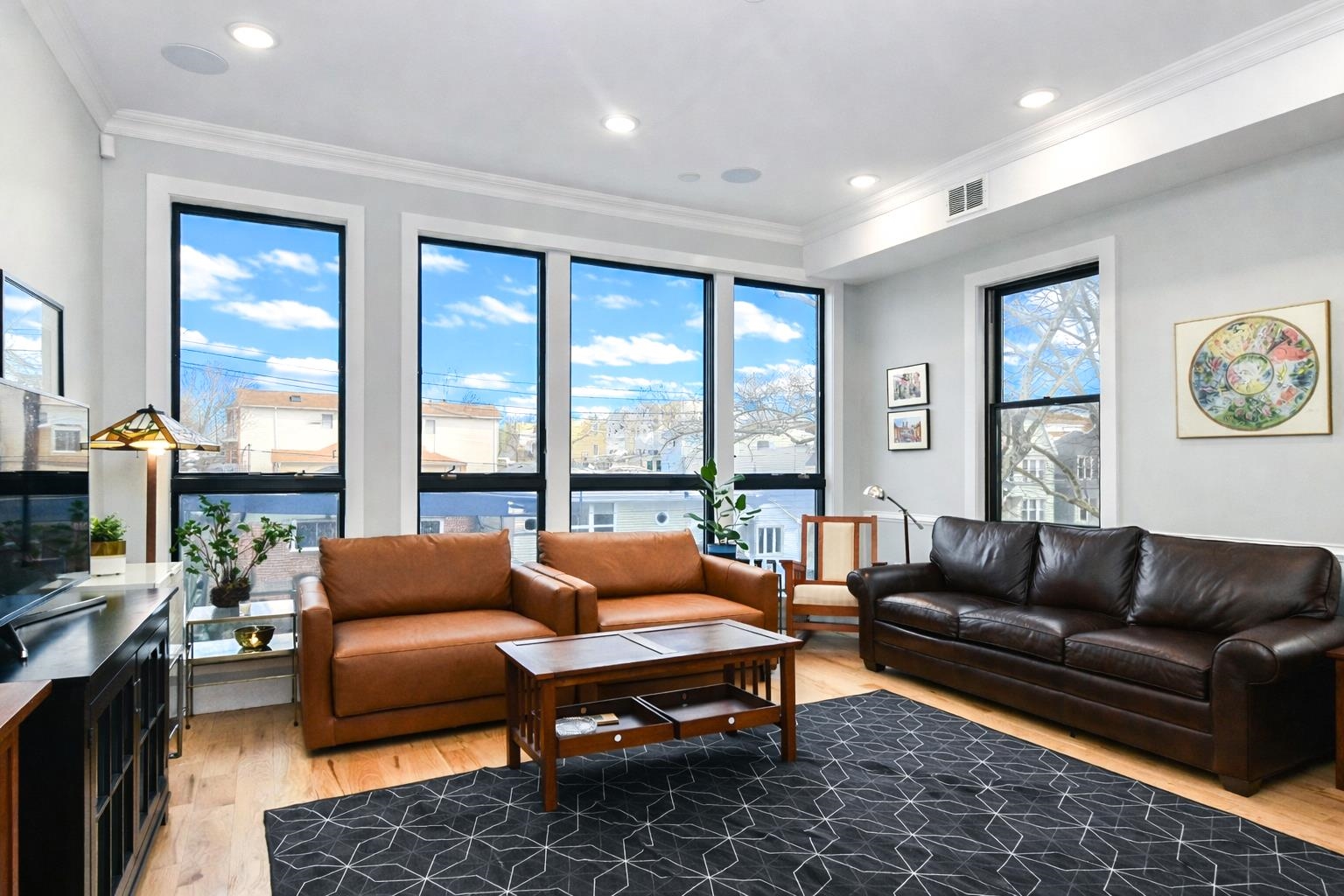 135 NELSON AVE - Photo 4