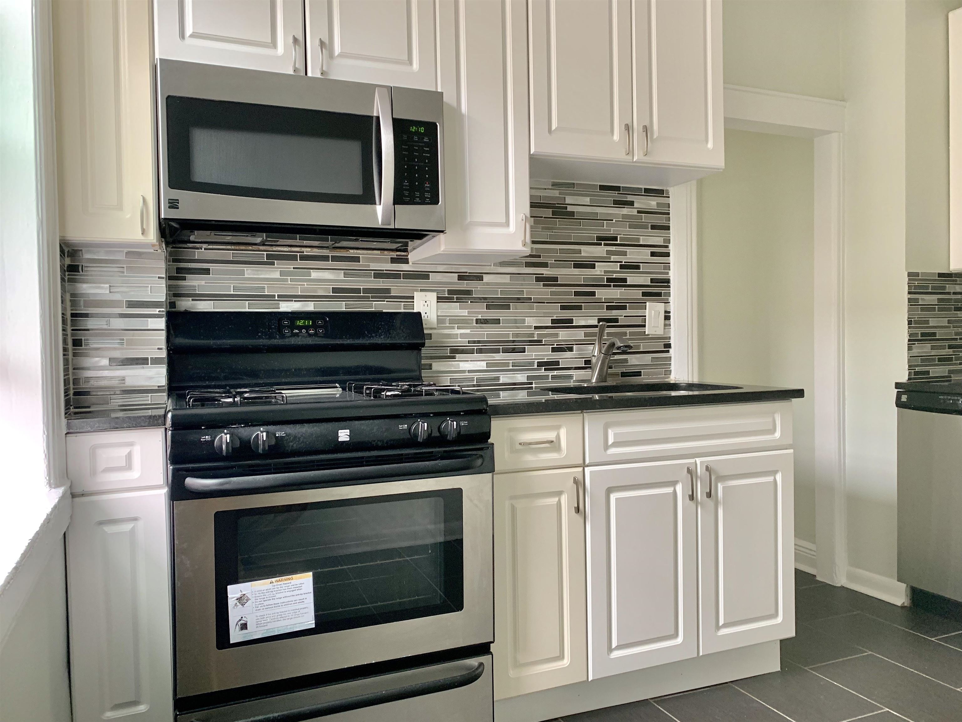 7411 BLVD EAST - Photo 3