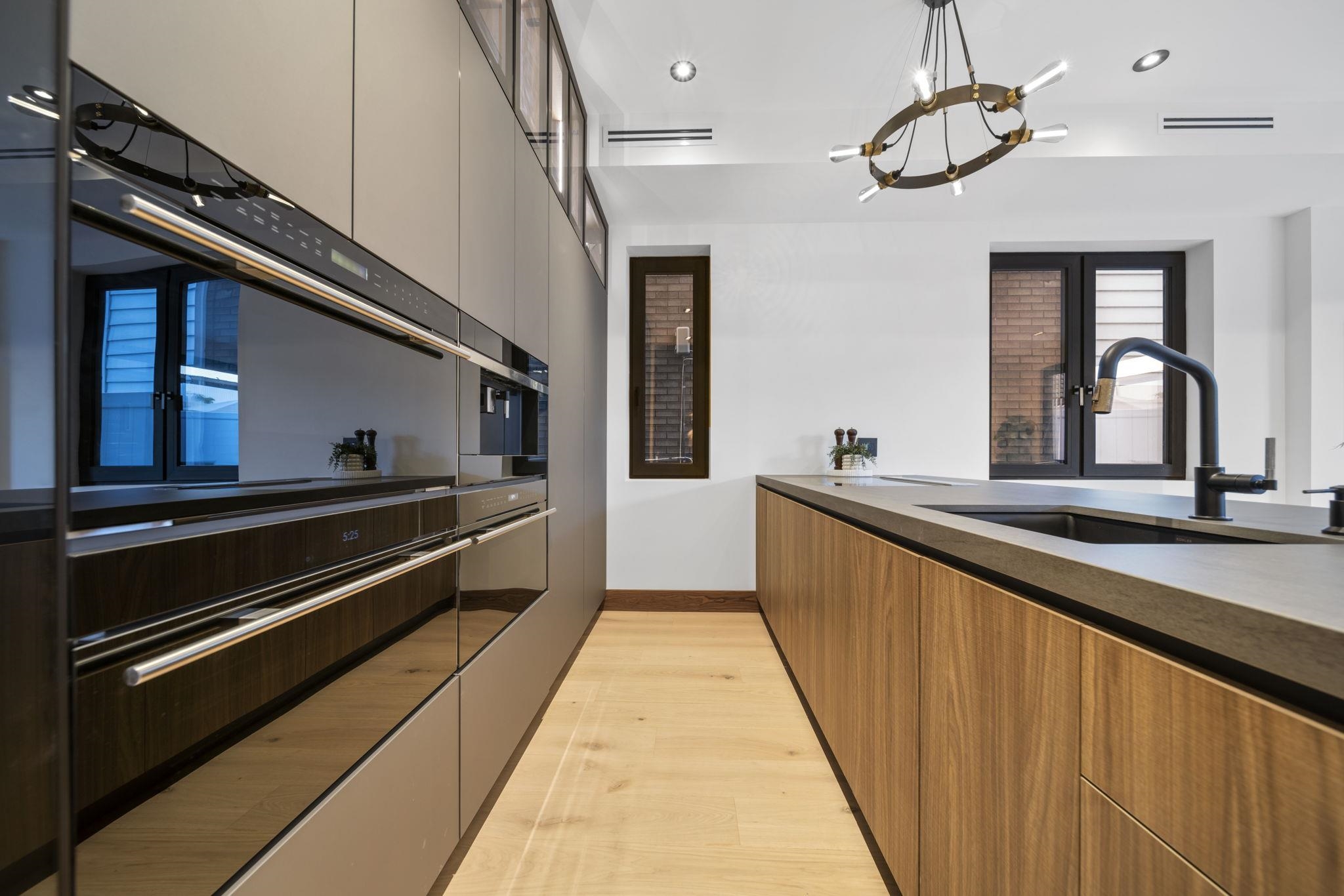 91 HANCOCK AVE - Photo 4