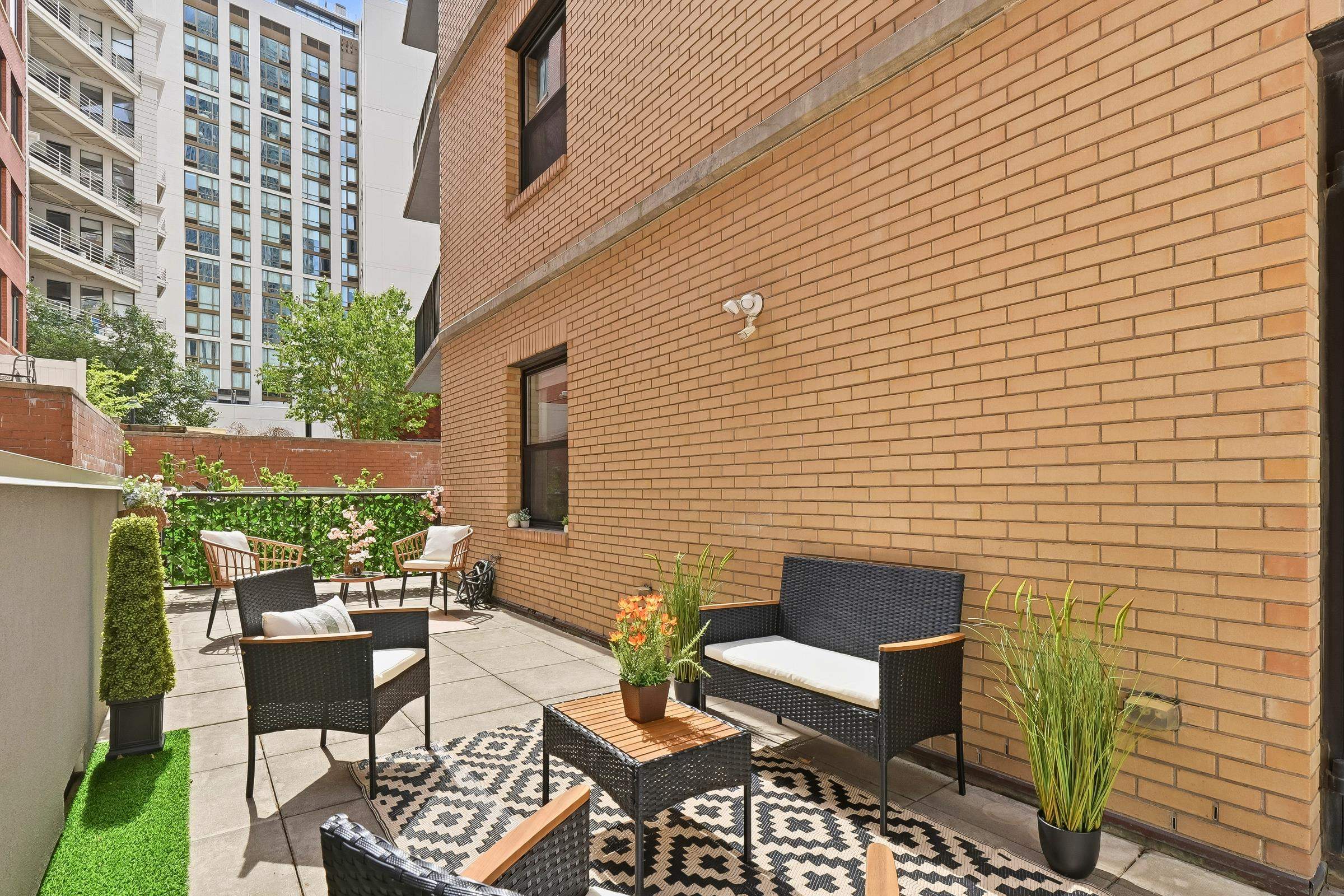 154 STEUBEN ST - Photo 3