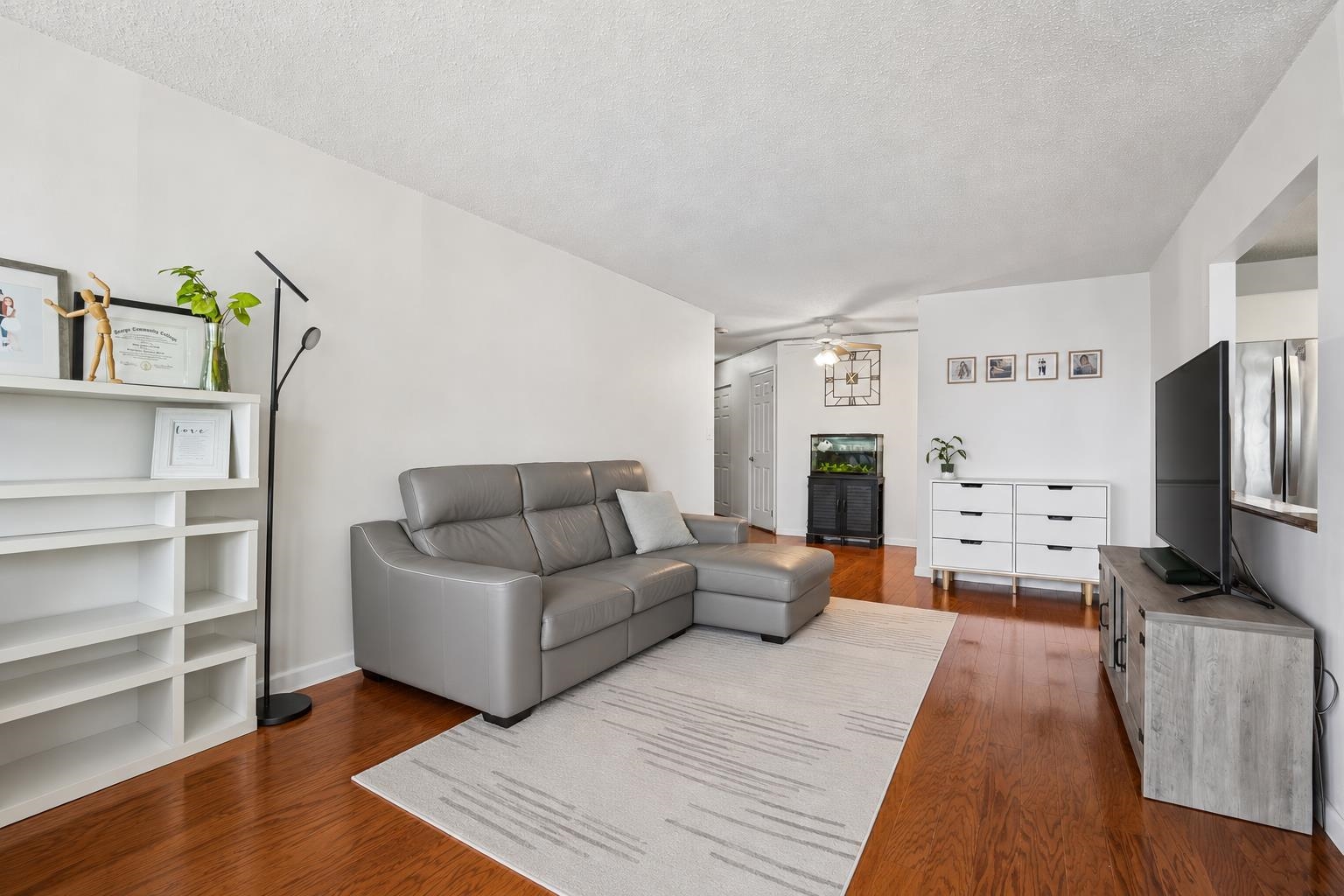 200 DIVISION ST - Photo 2