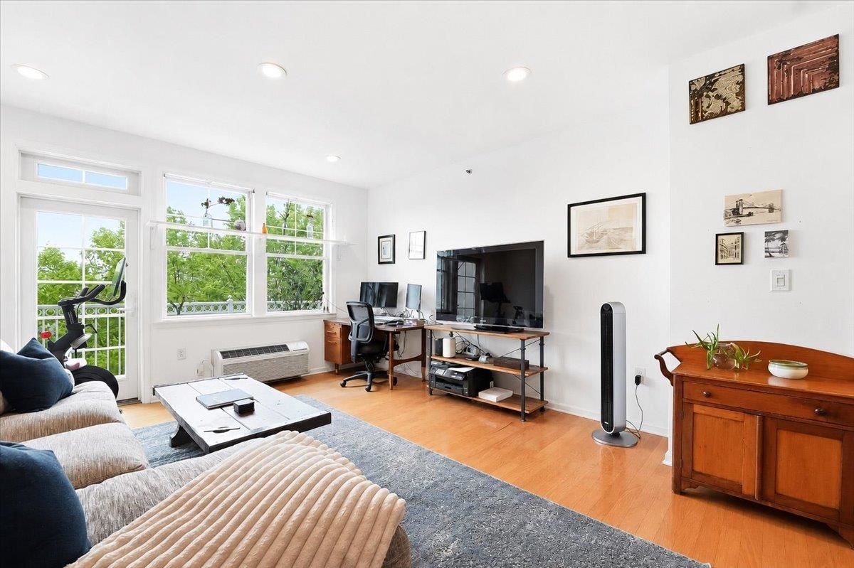 15 FREEDOM WAY - Photo 3