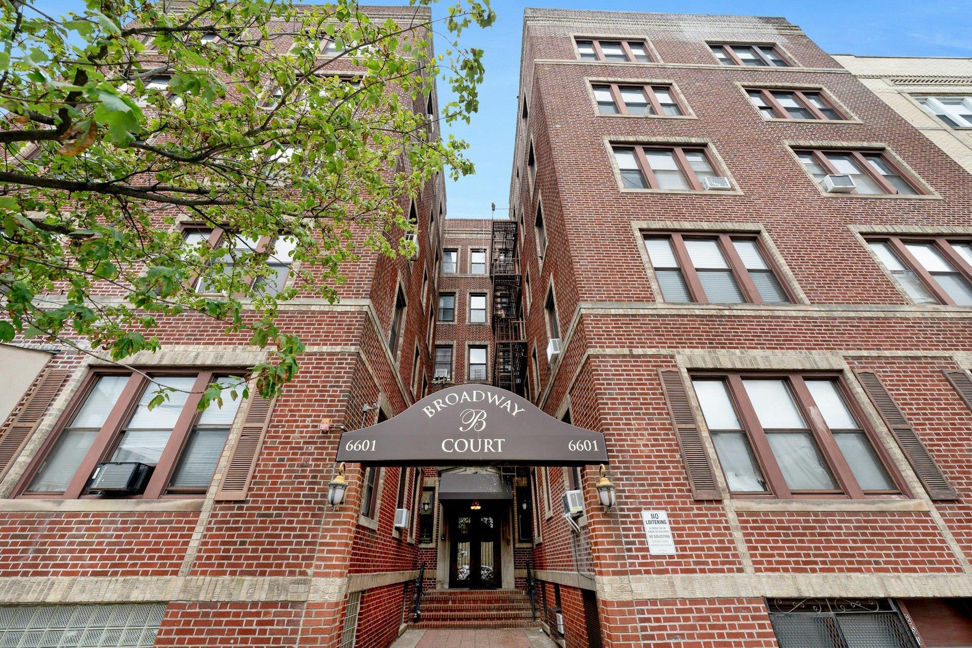 6601 BROADWAY - Photo 3