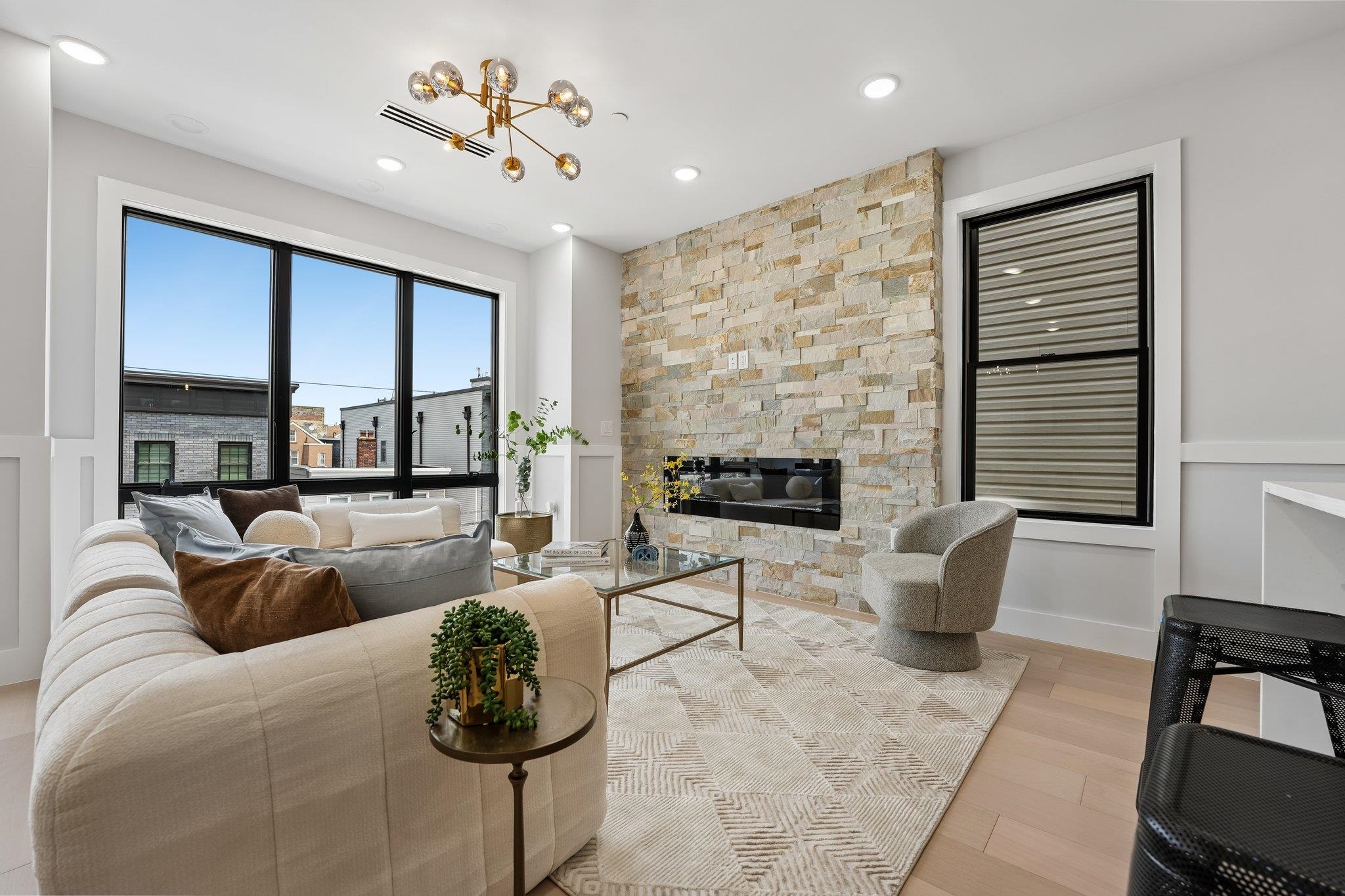 33 BLEECKER ST - Photo 3
