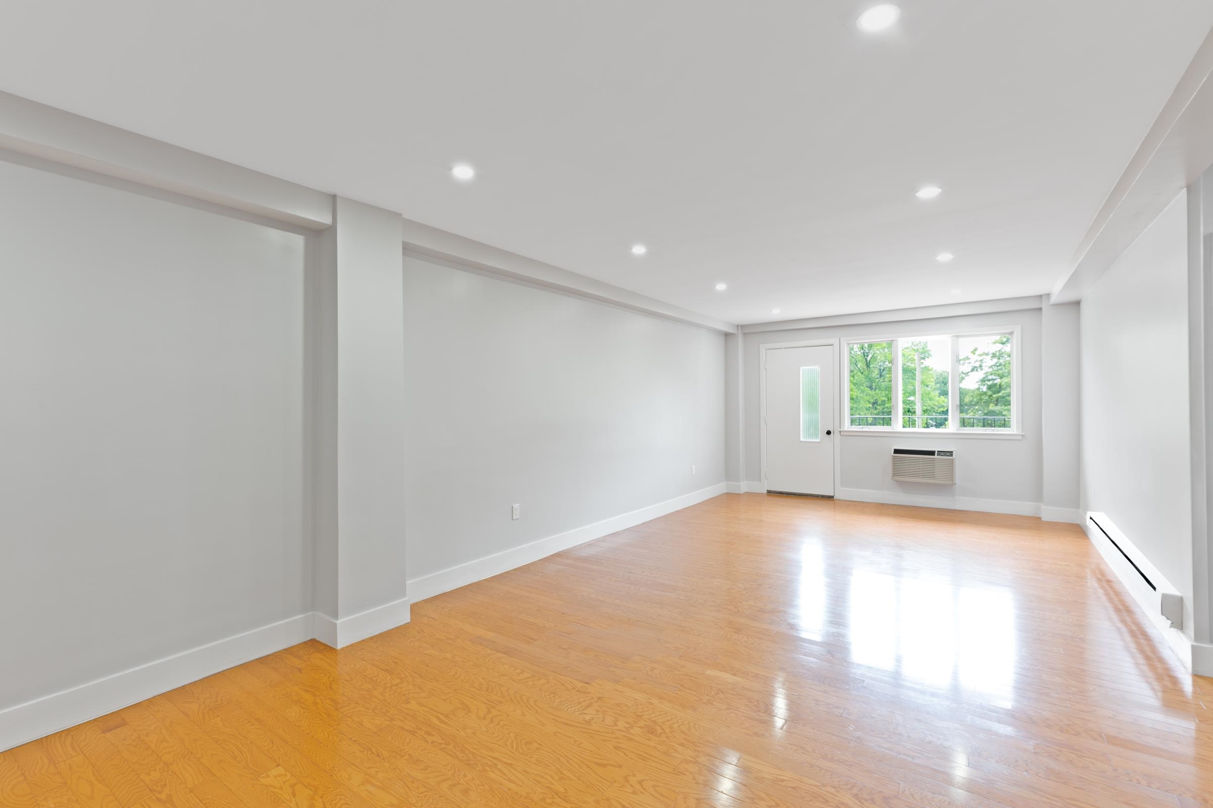 1070 KENNEDY BLVD - Photo 3