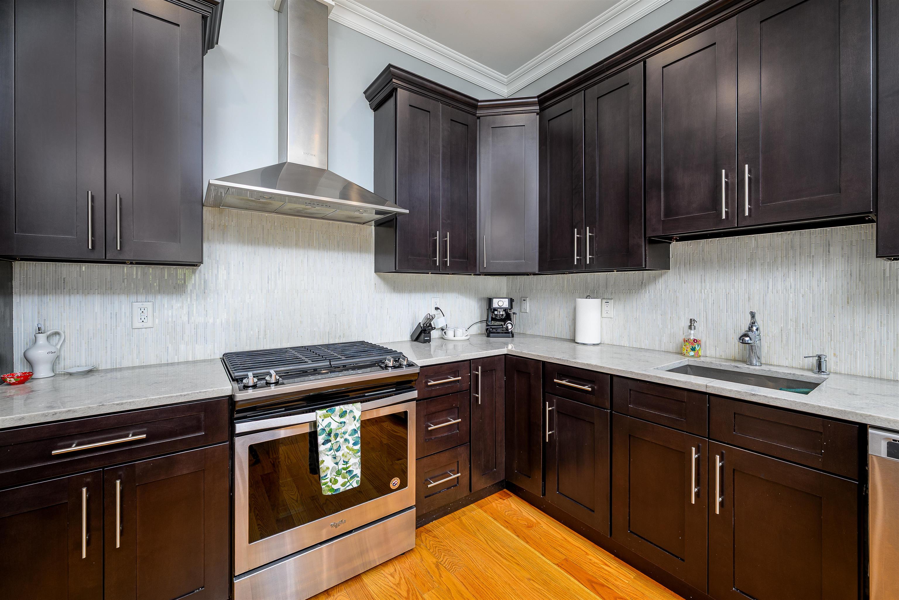 40 MILTON AVE - Photo 4