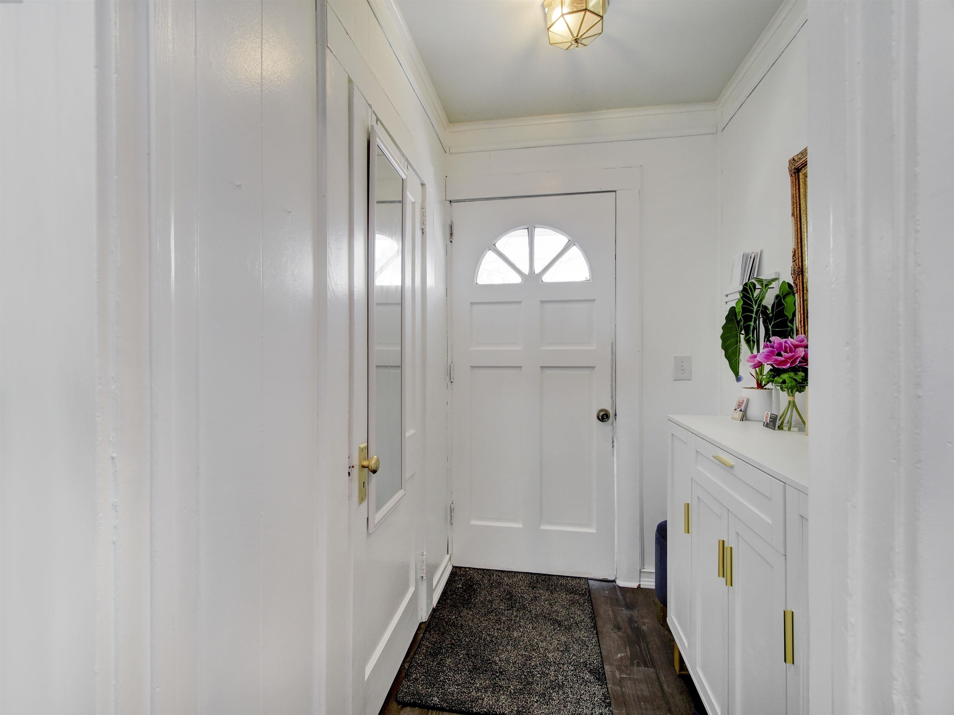 176 FOREST ST - Photo 3