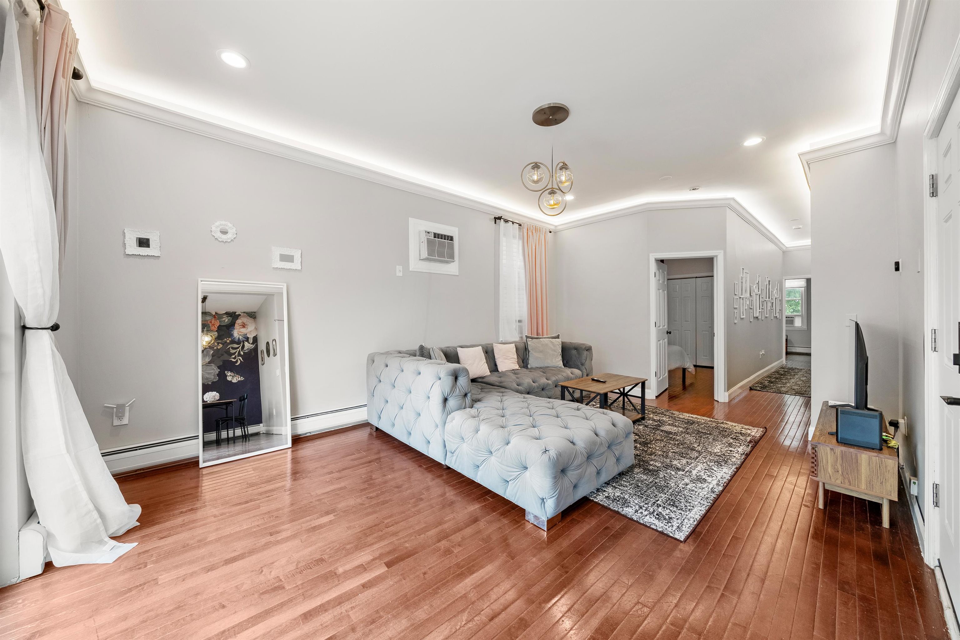 138 76TH ST - Photo 4