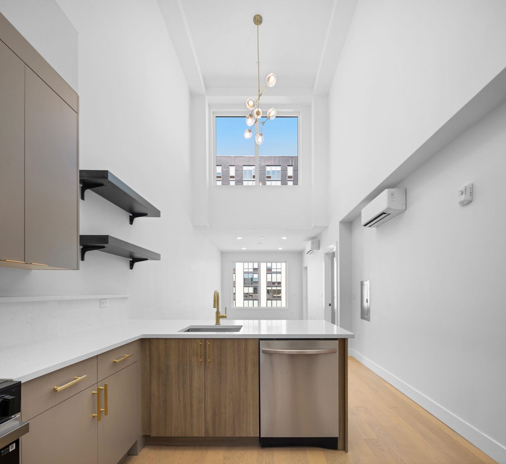 35 ORCHARD ST - Photo 4