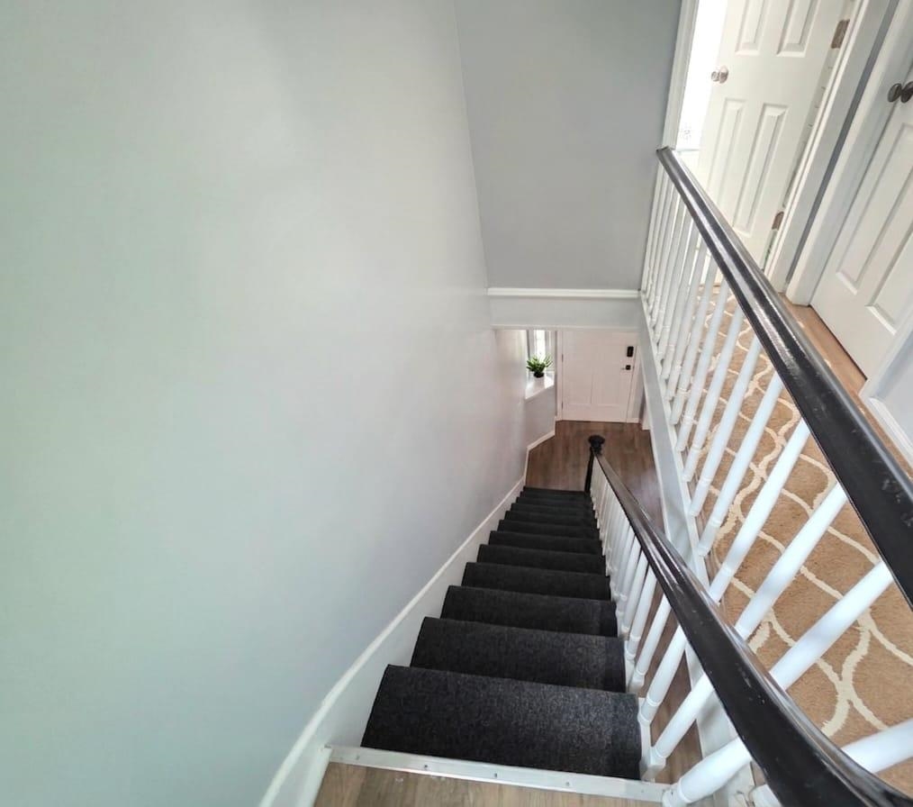 151 LINDEN AVE - Photo 2