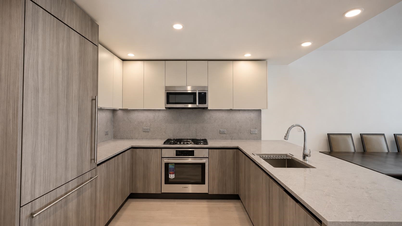 155 BAY ST - Photo 3