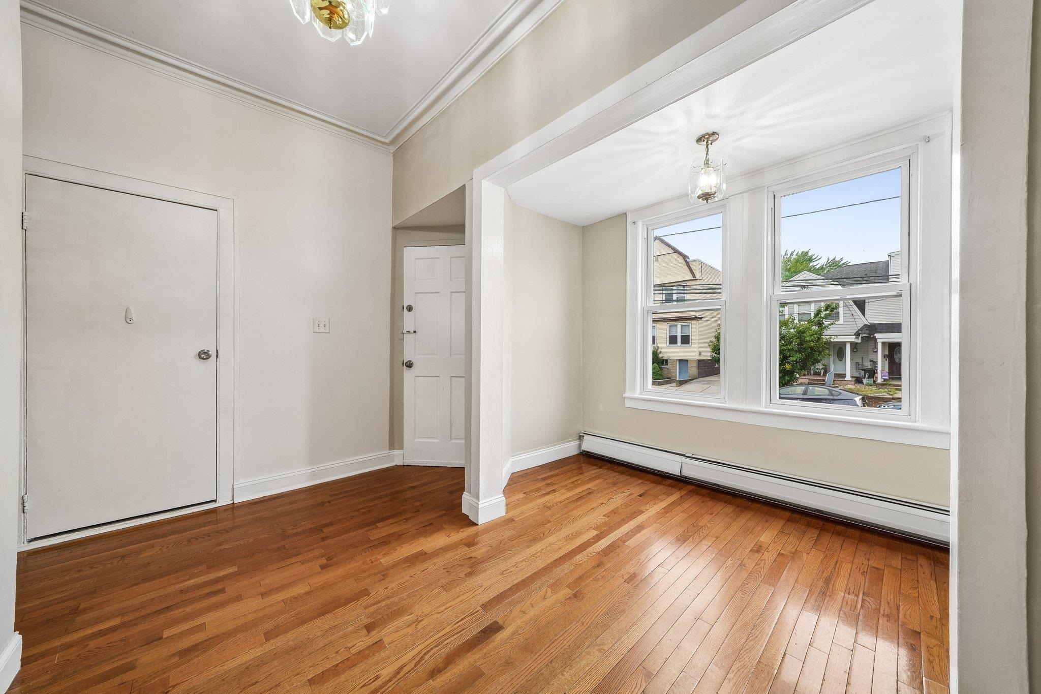 32 EAST 46TH ST - Photo 4