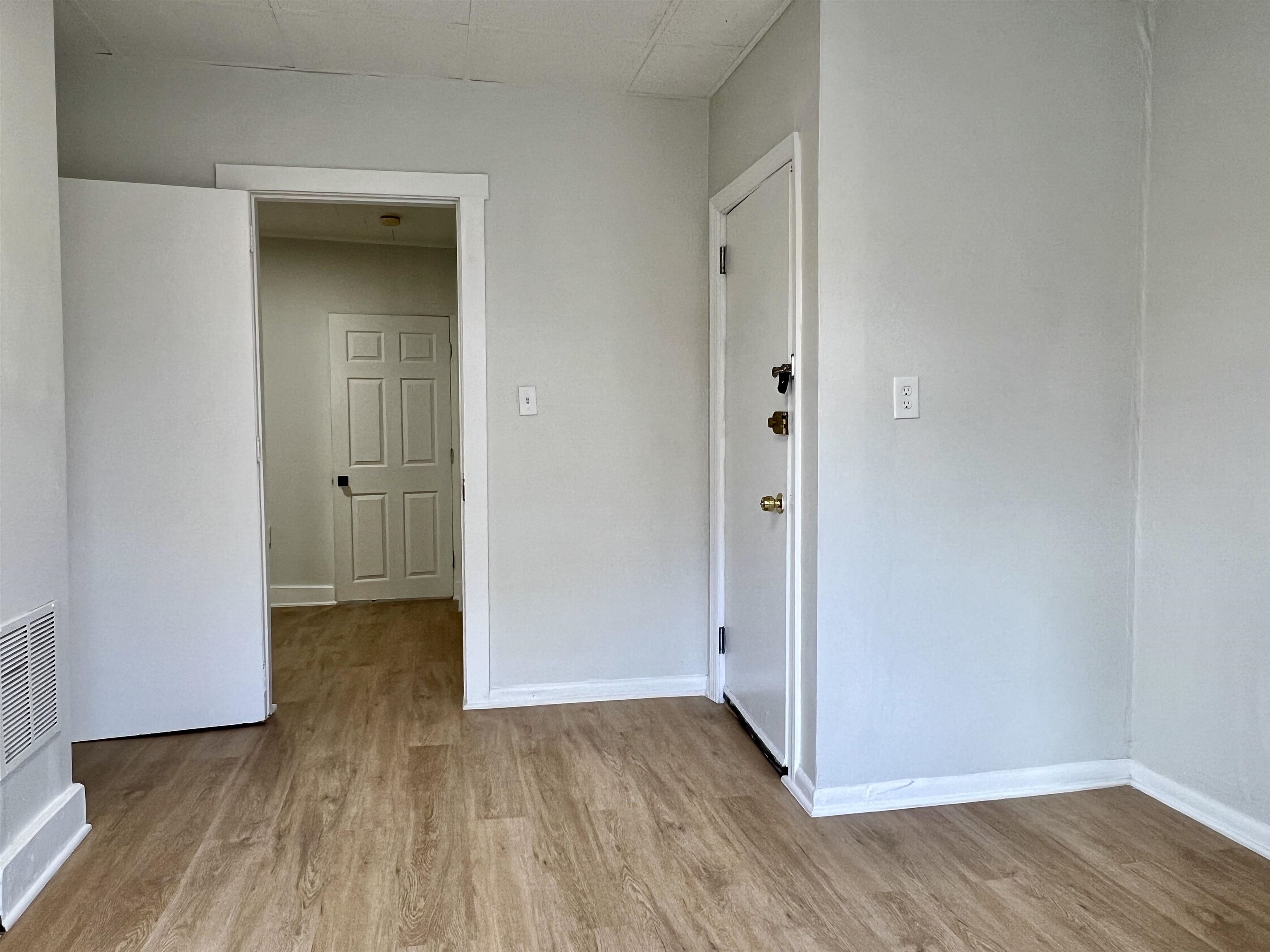 298 NEWARK AVE - Photo 5