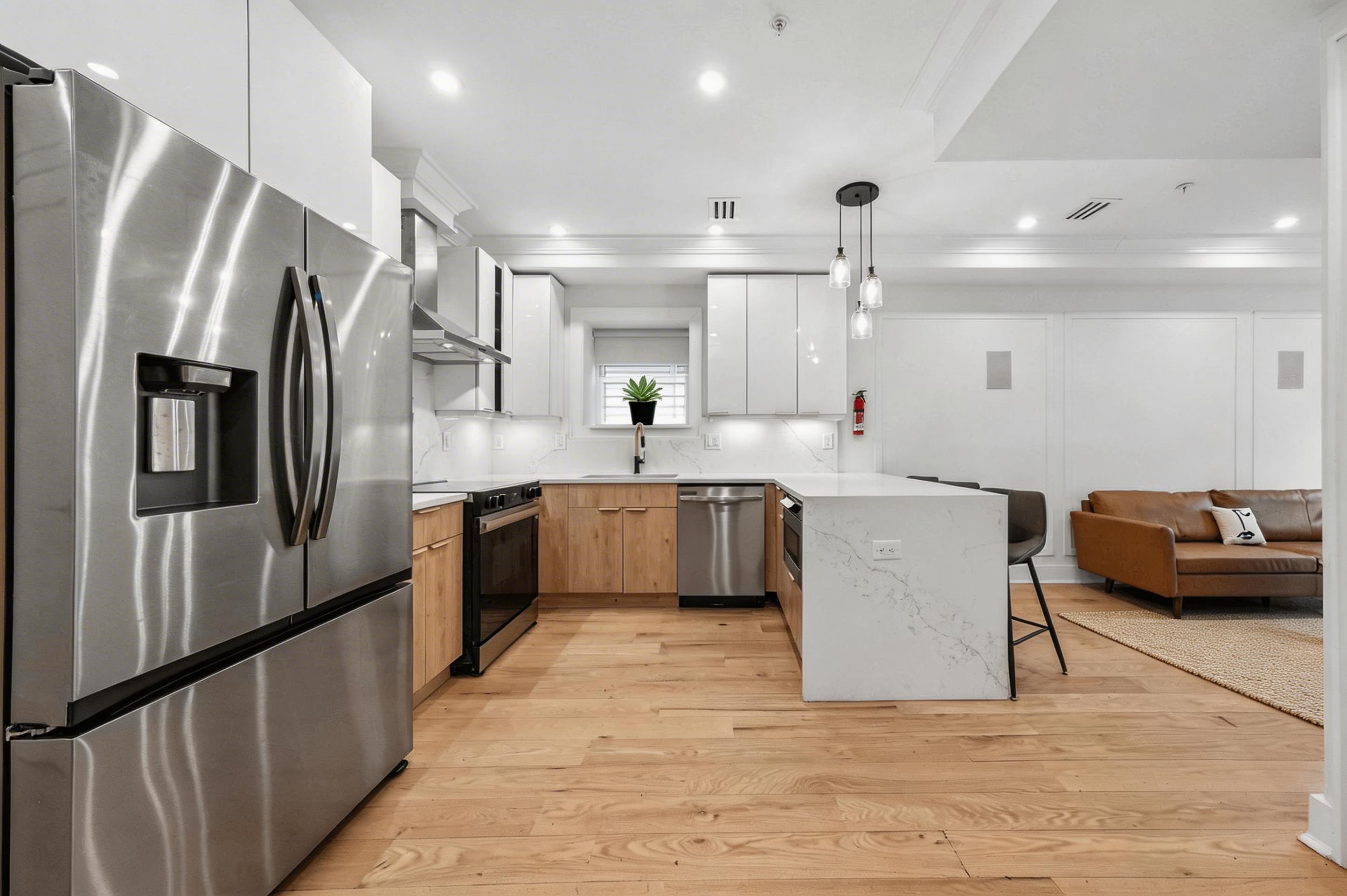 183 ZABRISKIE ST - Photo 4