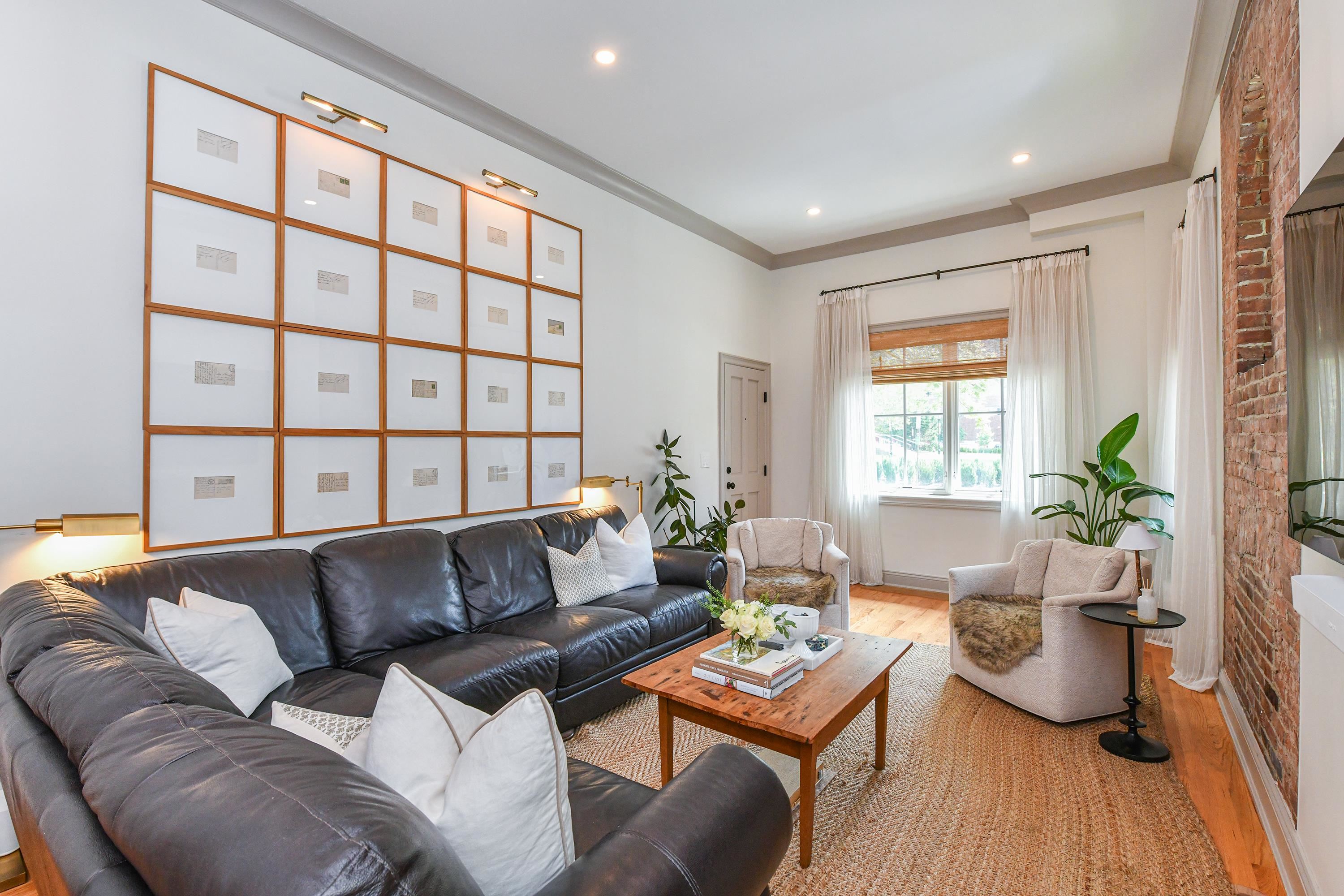 500 HUDSON ST - Photo 2