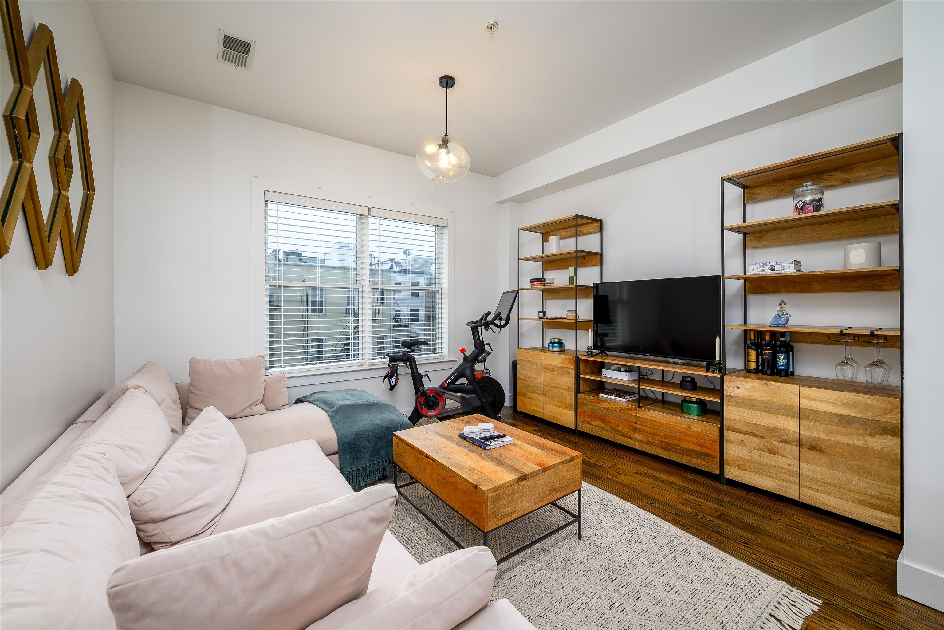 349 3RD ST - Photo 3