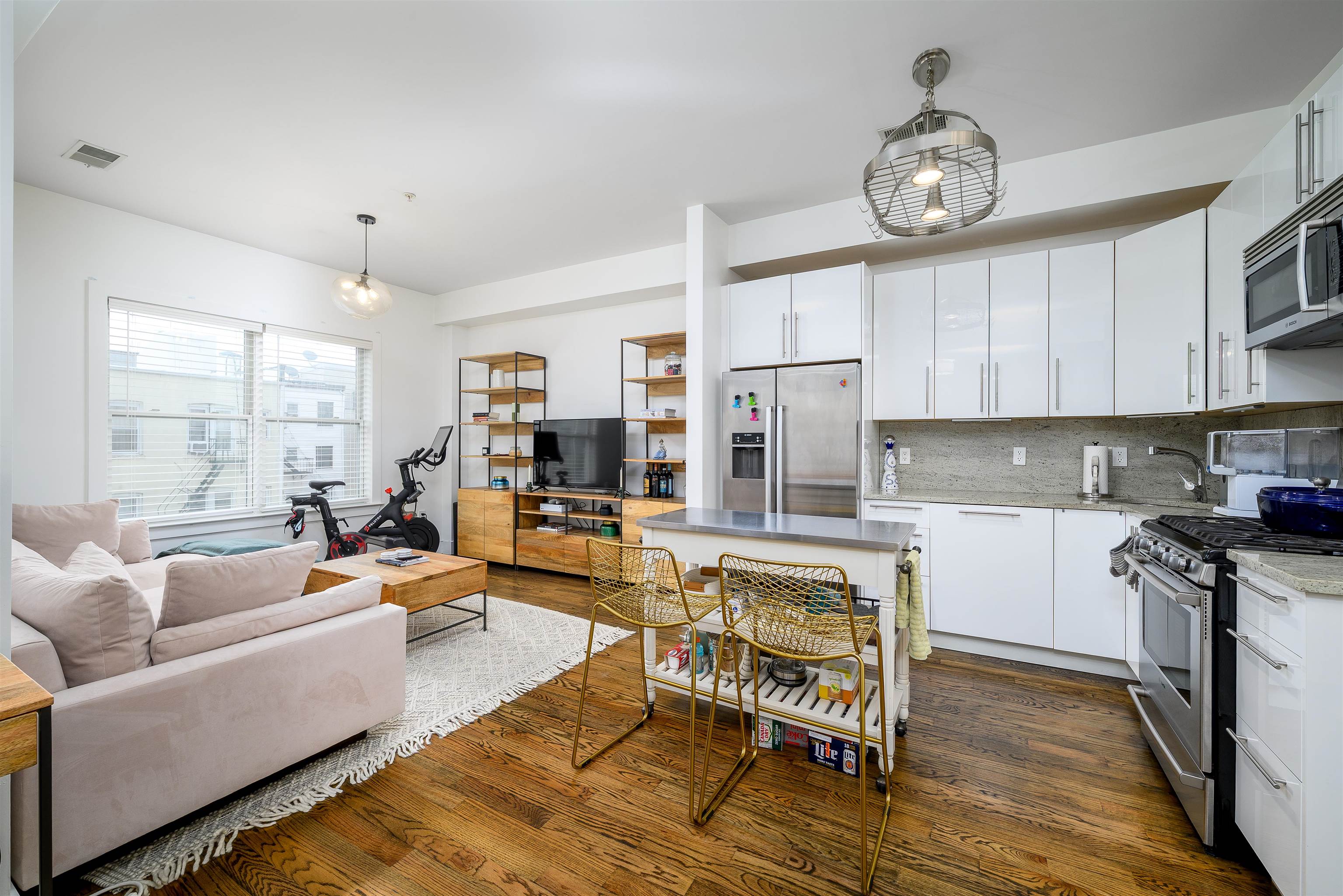 349 3RD ST - Photo 5