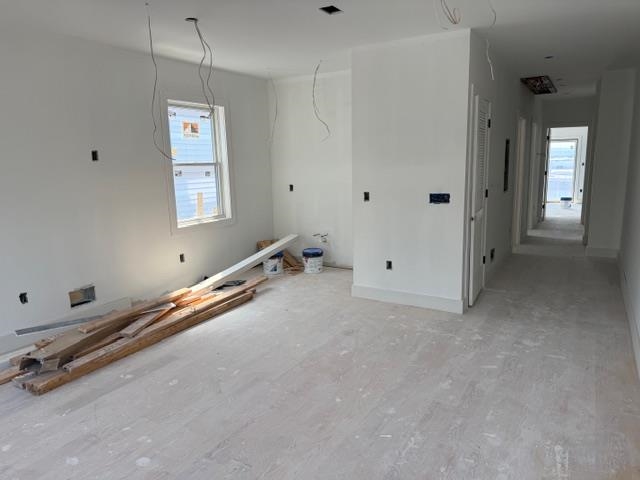 553 LIBERTY AVE - Photo 2
