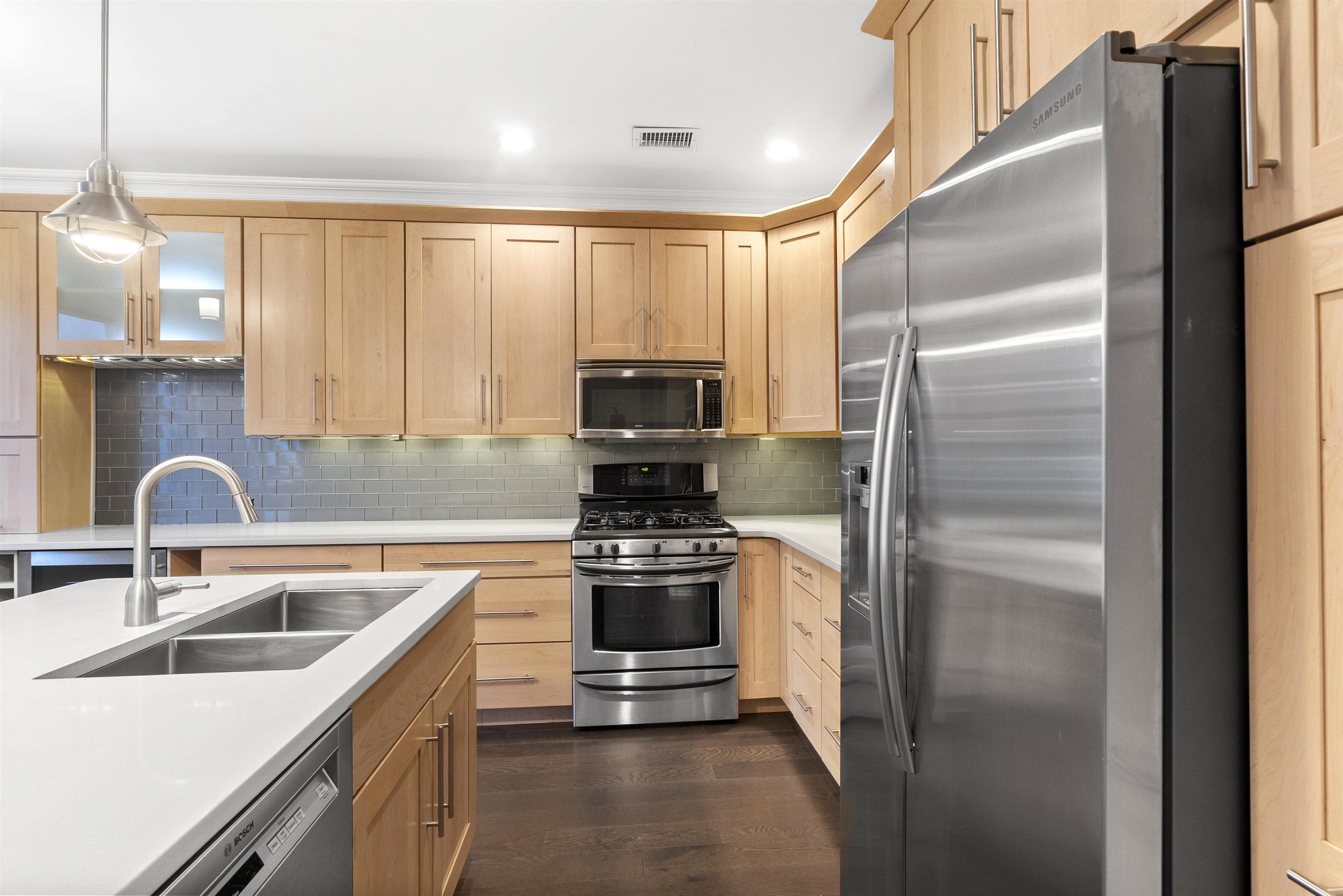 338 OSWEGO CT - Photo 4