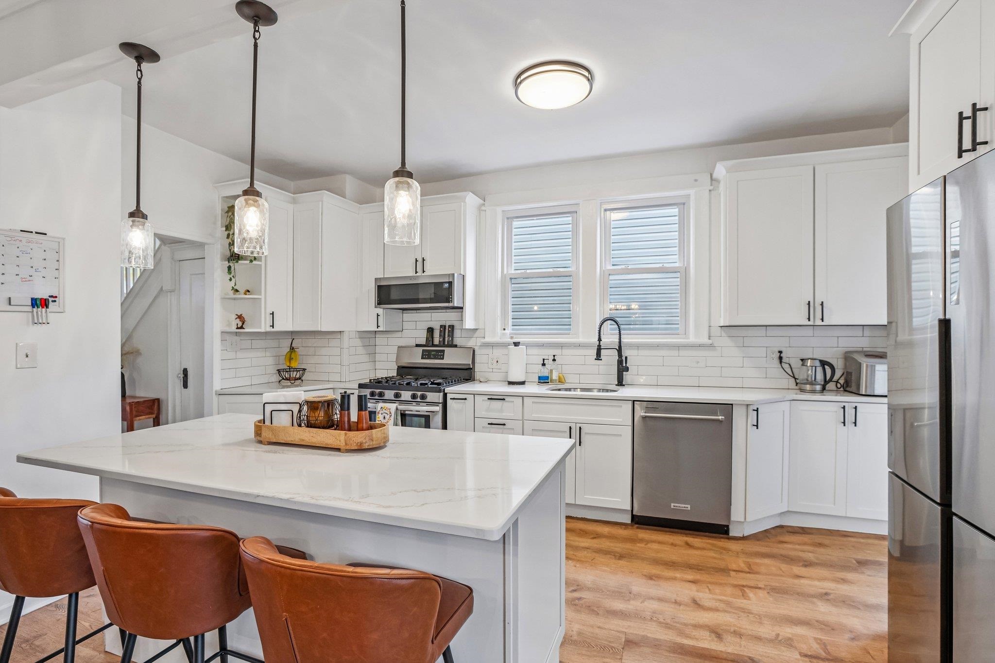 1303 82ND ST - Photo 4