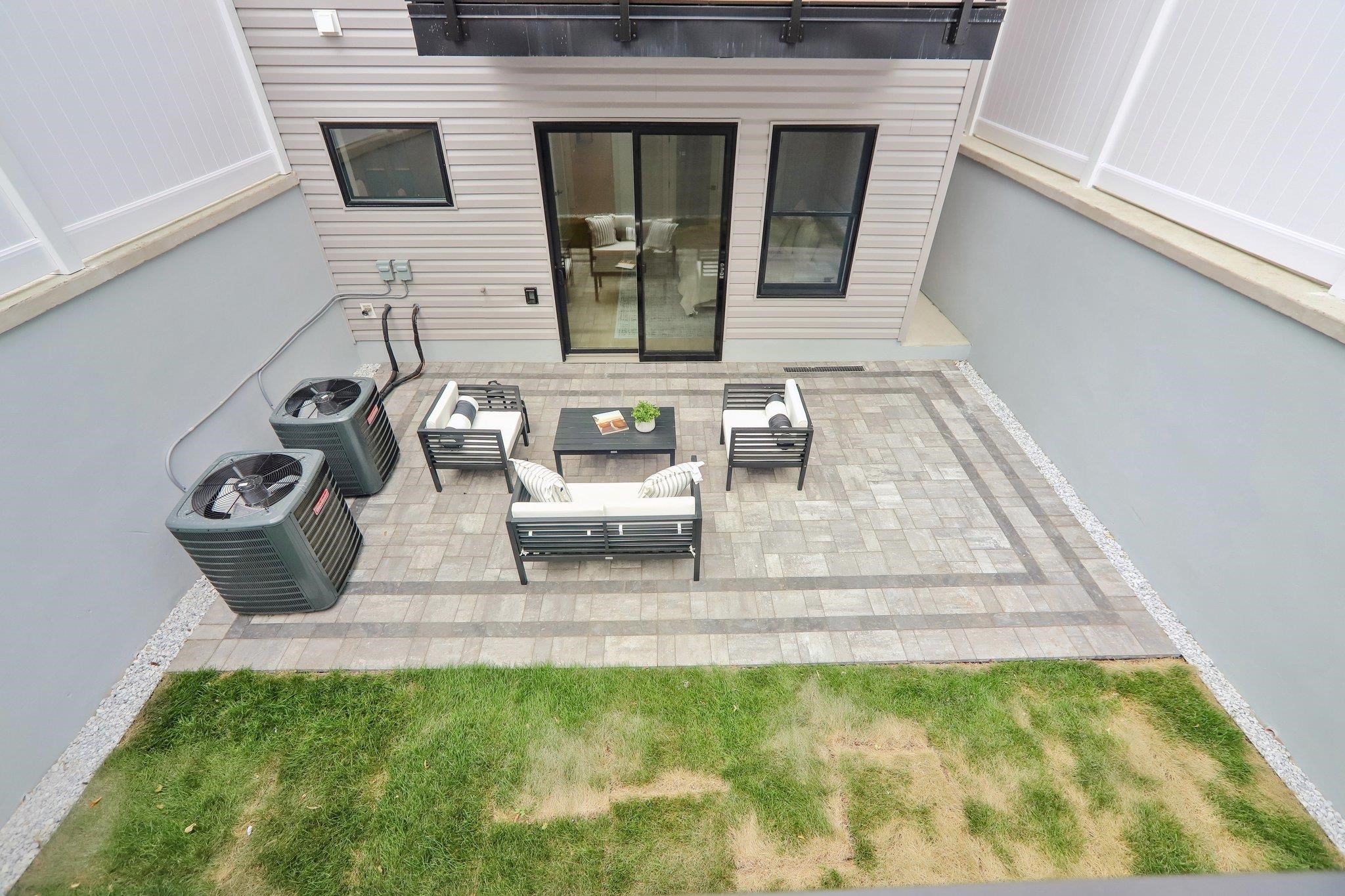 78 ZABRISKIE ST - Photo 14