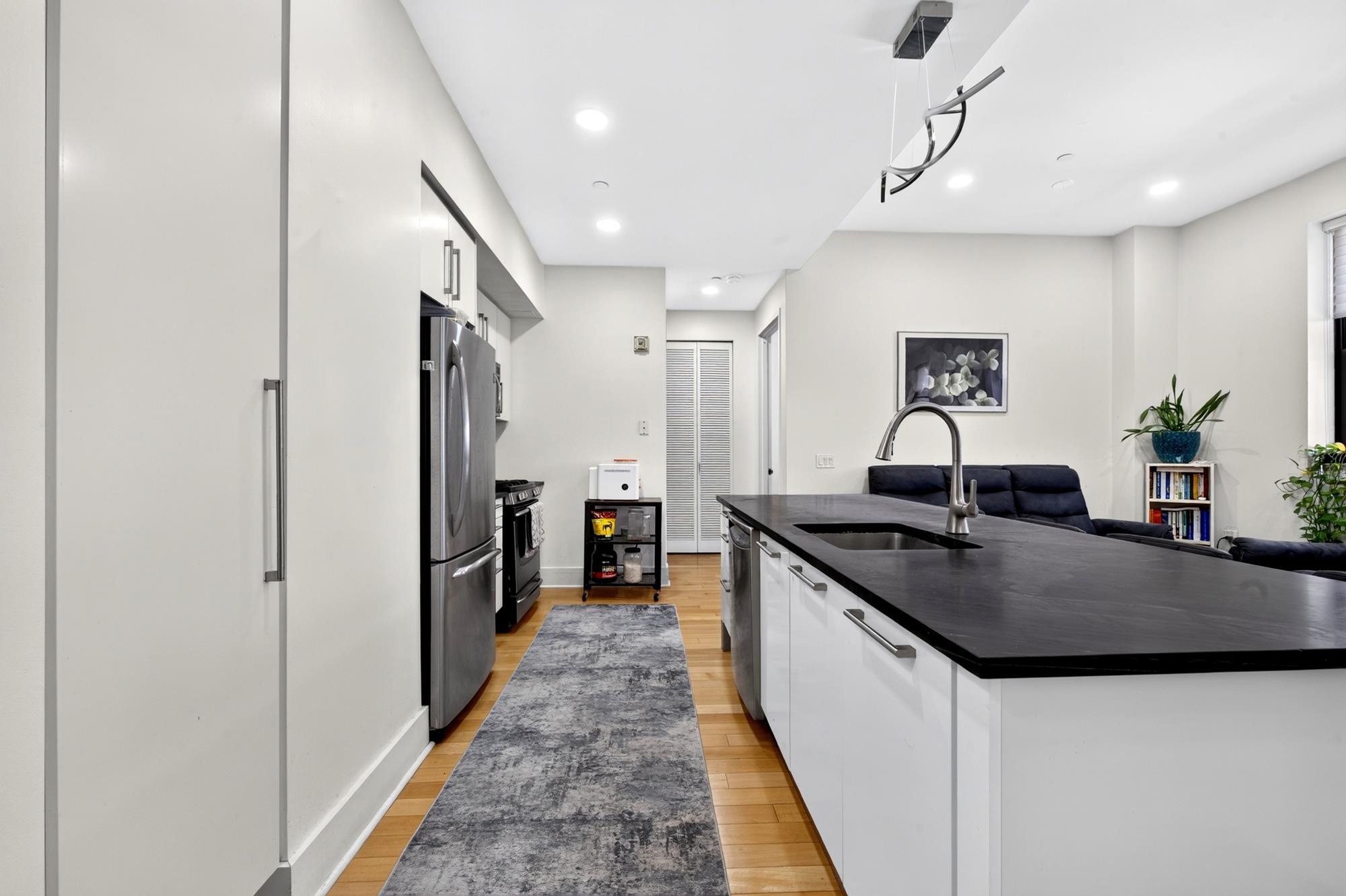 4 BEACON WAY - Photo 2