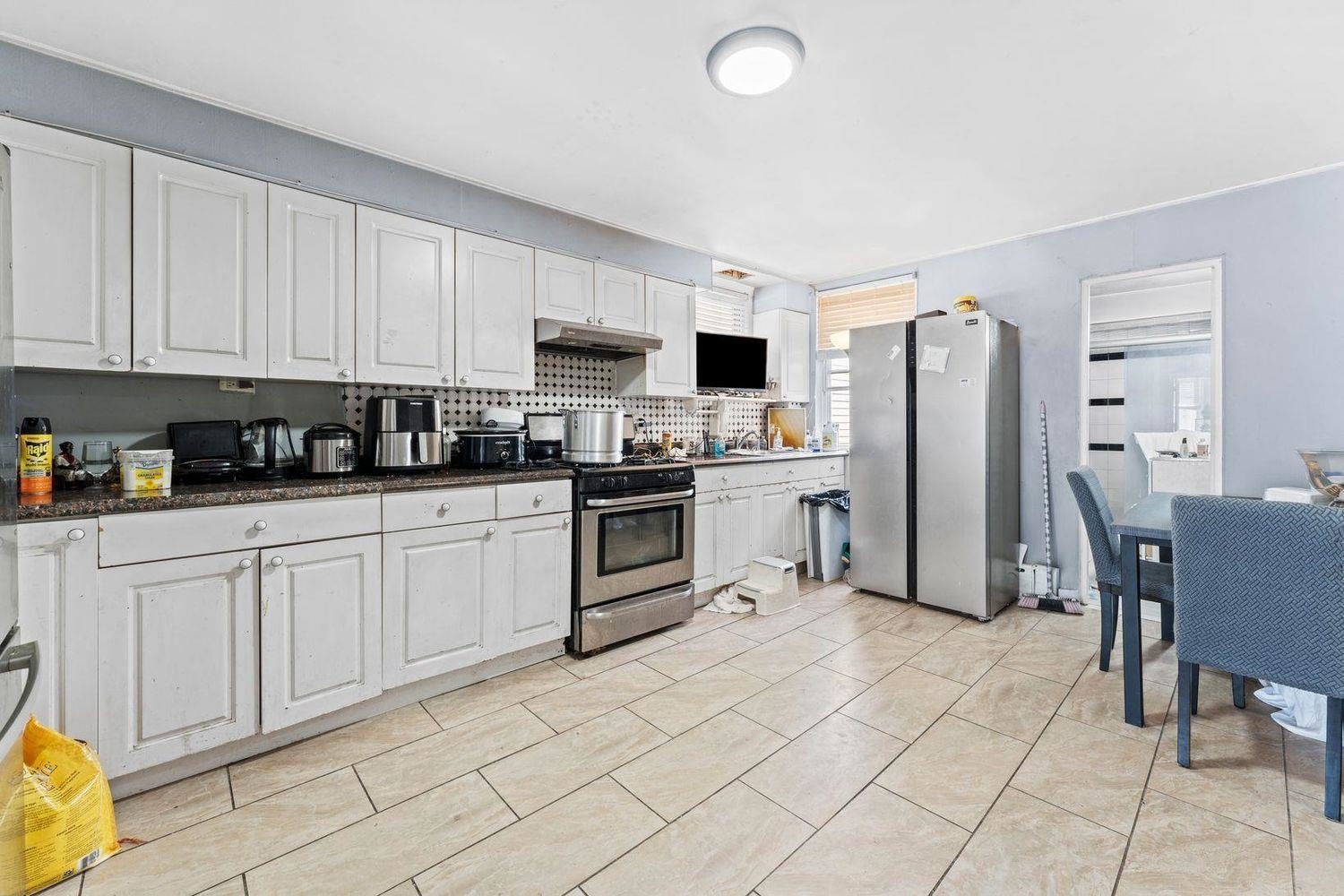 6113 WASHINGTON ST - Photo 5