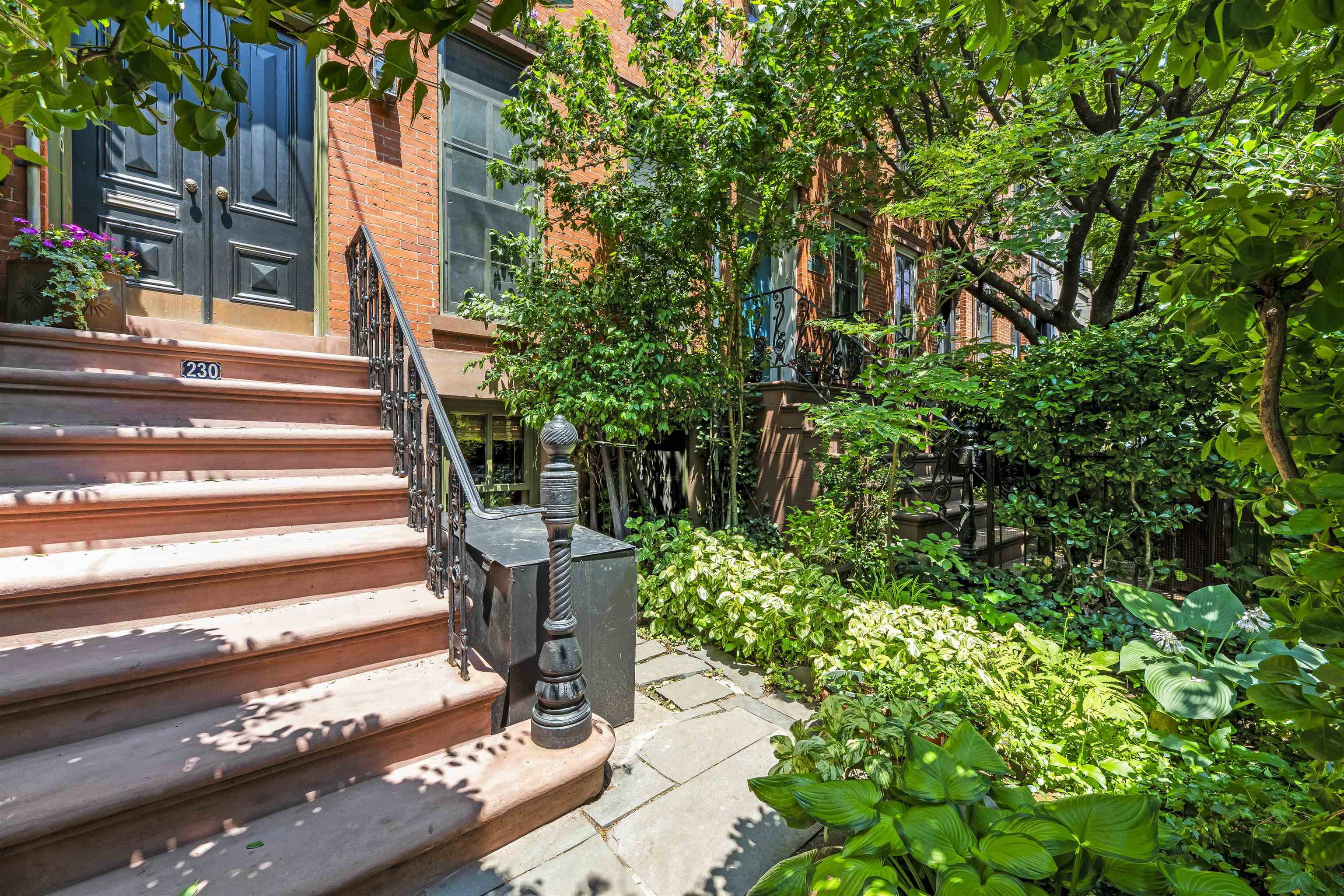 230 3RD ST - Photo 3