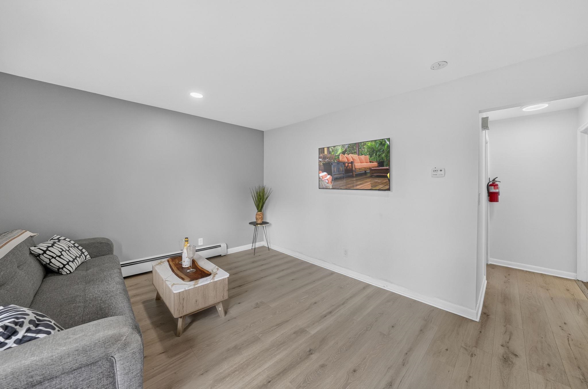 9052 NEW YORK AVE - Photo 3