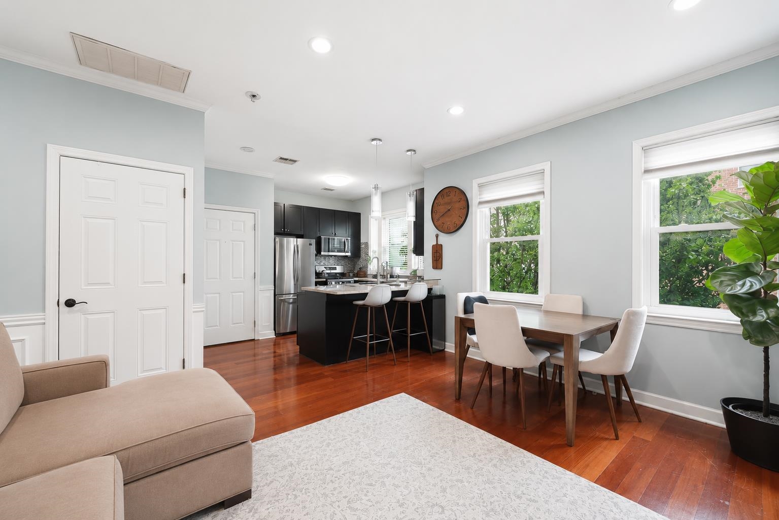 620 38TH ST - Photo 4