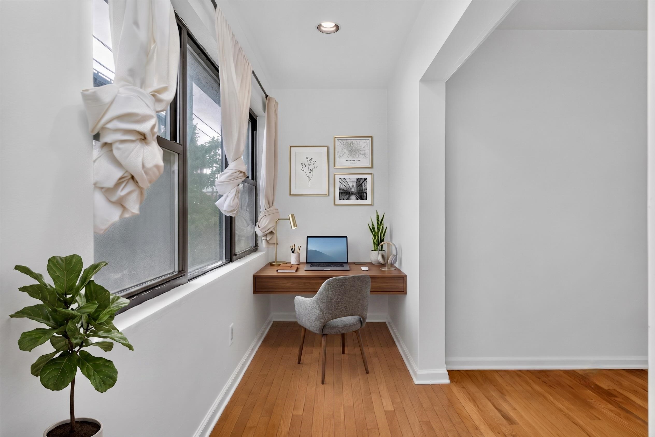 312 MADISON ST - Photo 4