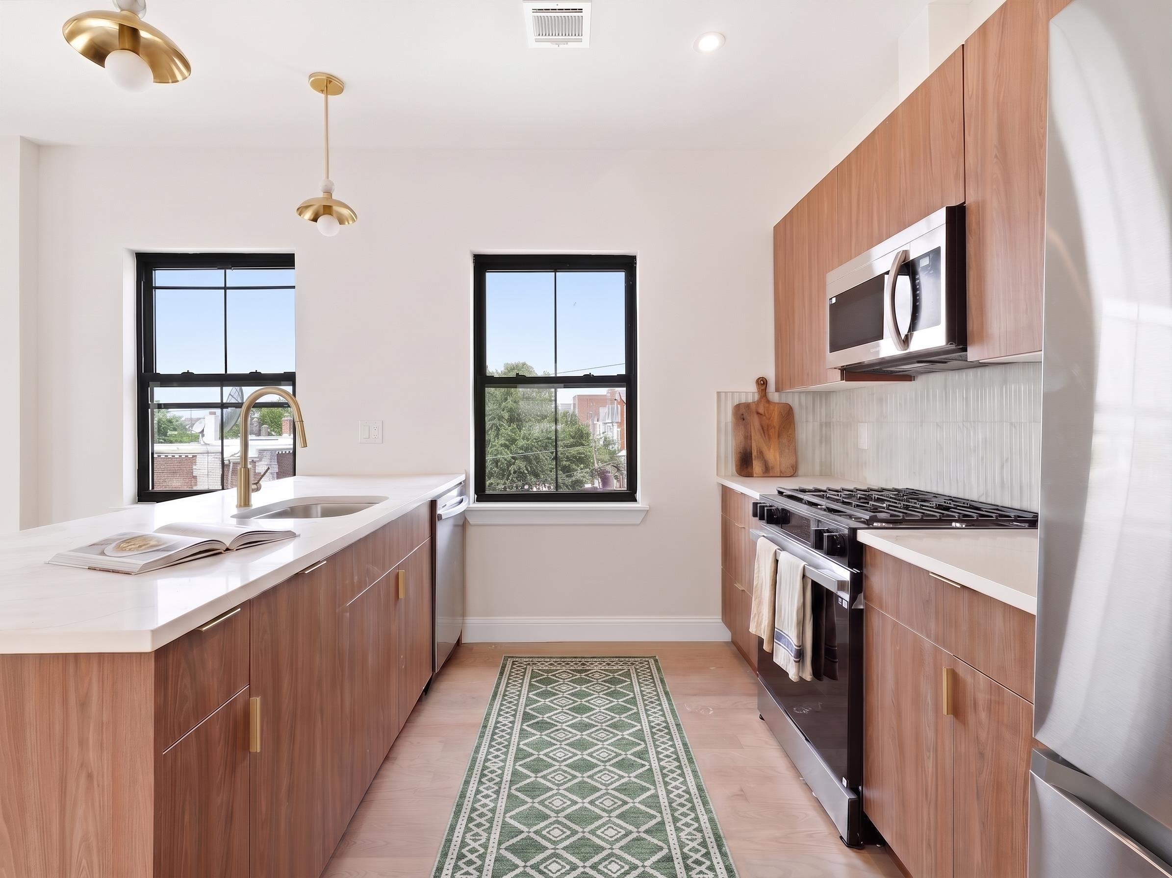 29 WELDON ST - Photo 2