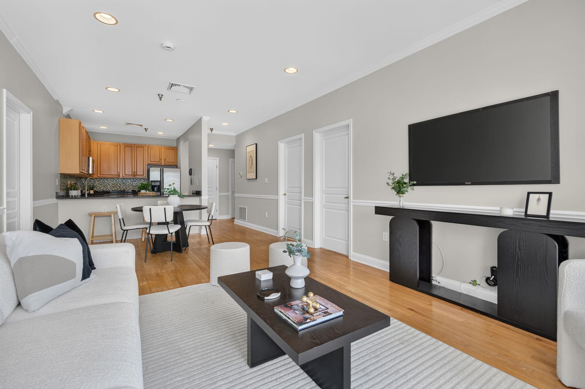 84 ADAMS ST - Photo 5