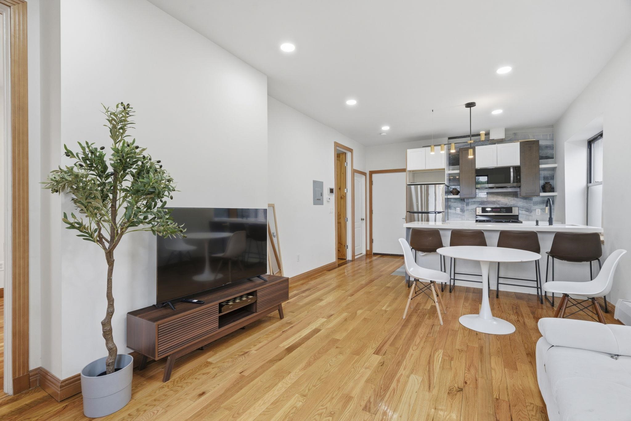 25 HIGH ST - Photo 5