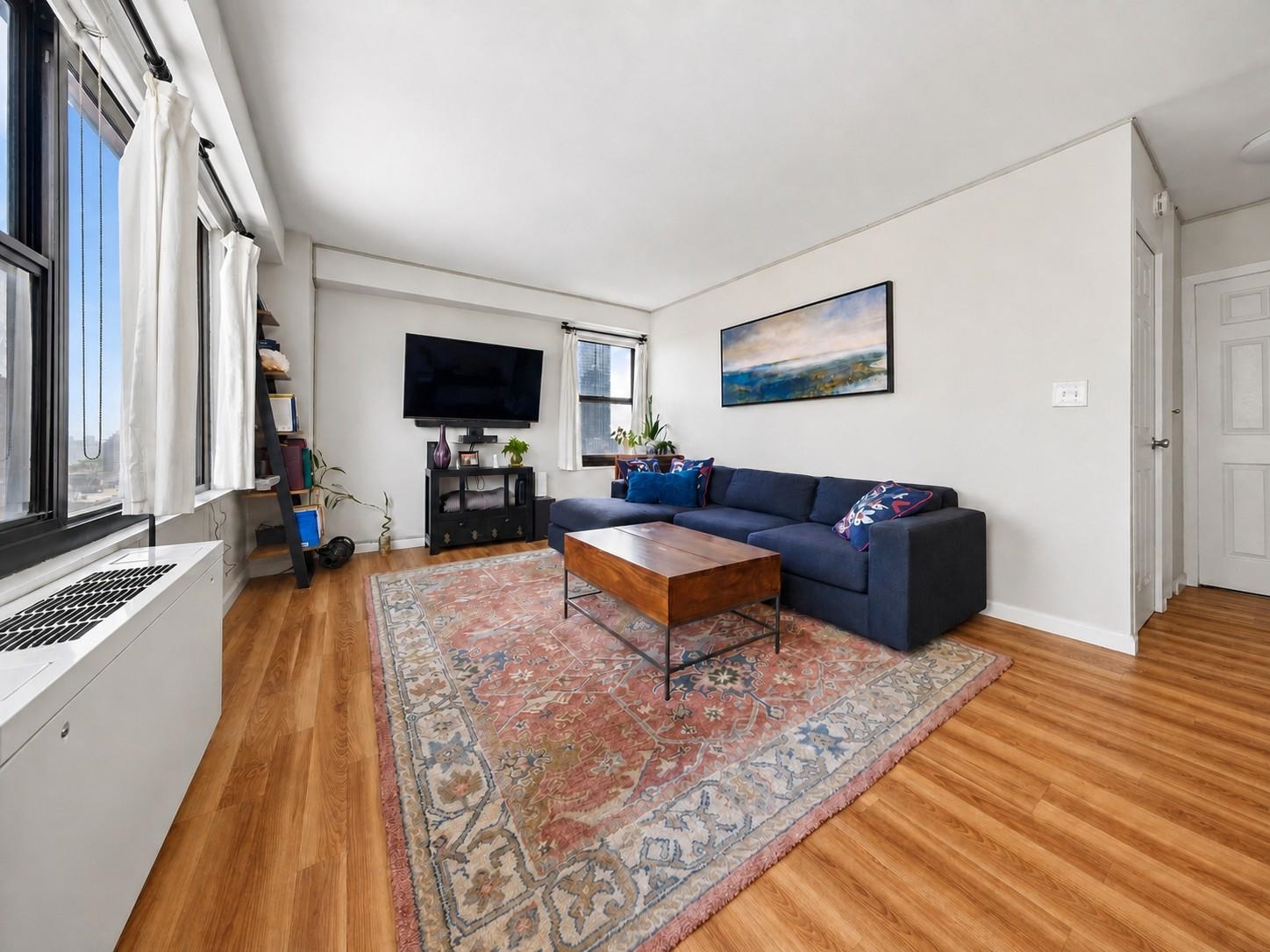 135 MONTGOMERY ST - Photo 2