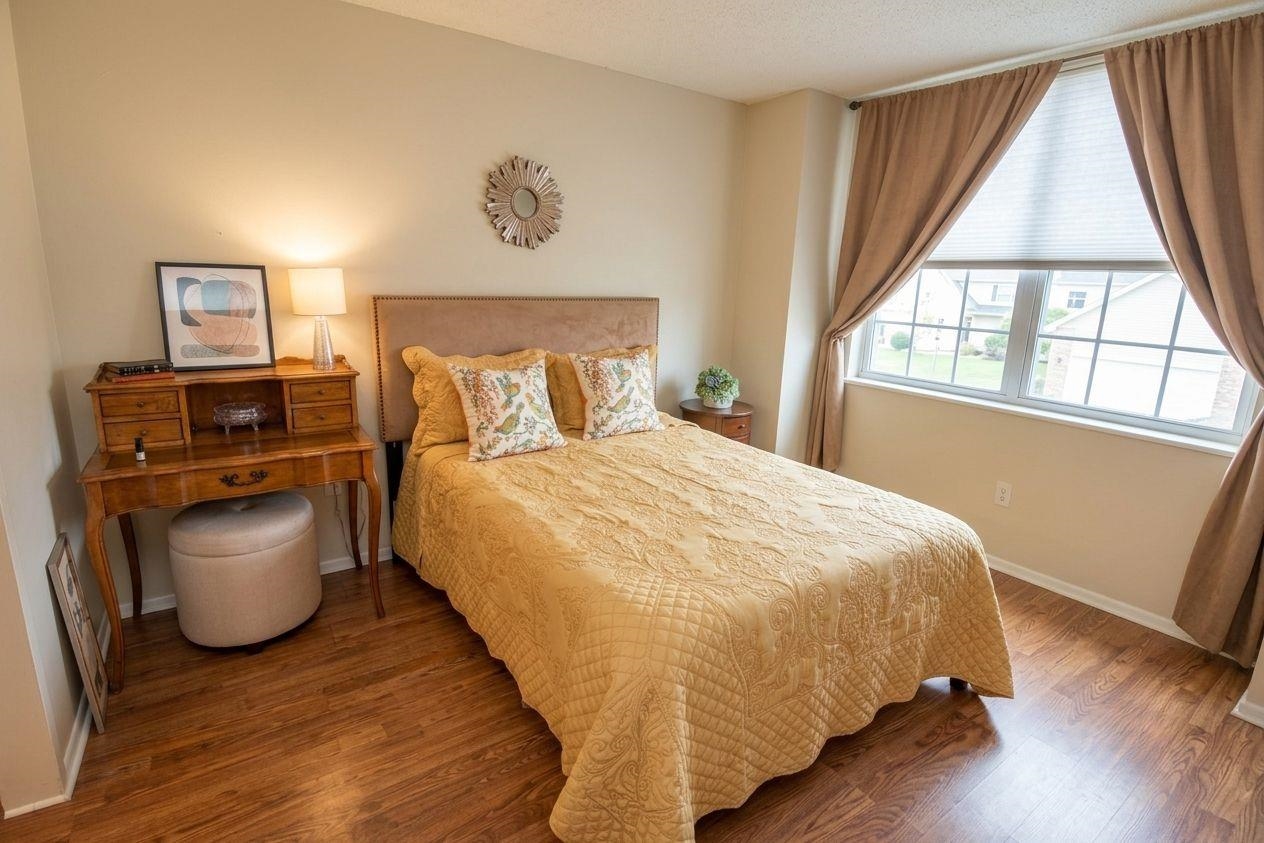 1033 HARMON COVE TOWER - Photo 4