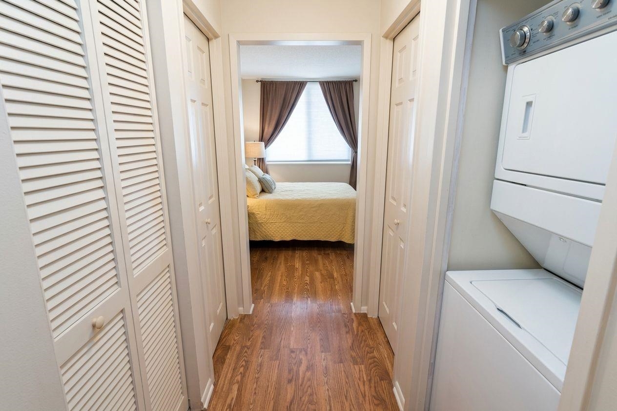 1033 HARMON COVE TOWER - Photo 5